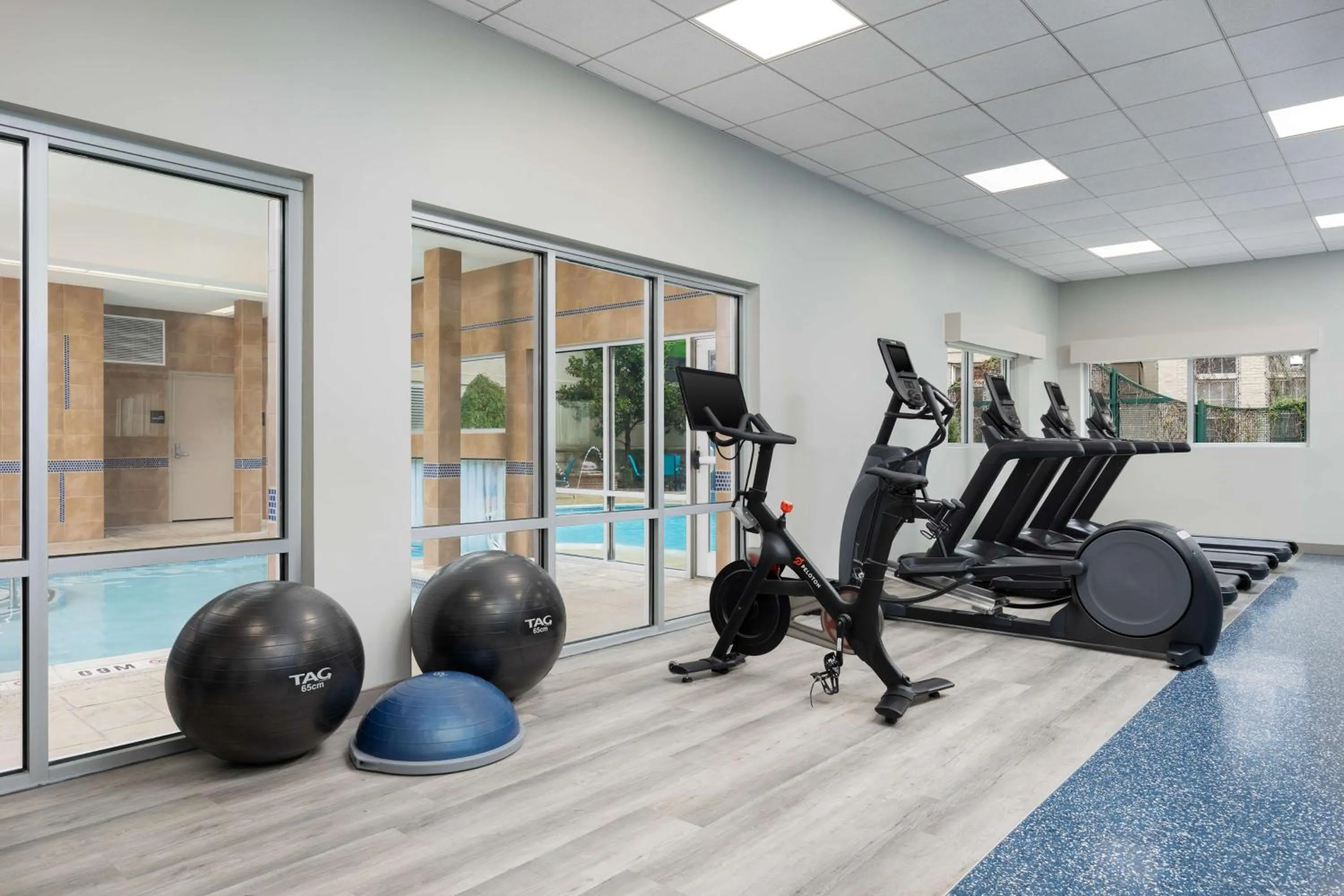 Fitness centre/facilities in Hampton Inn & Suites Chattanooga Downtown