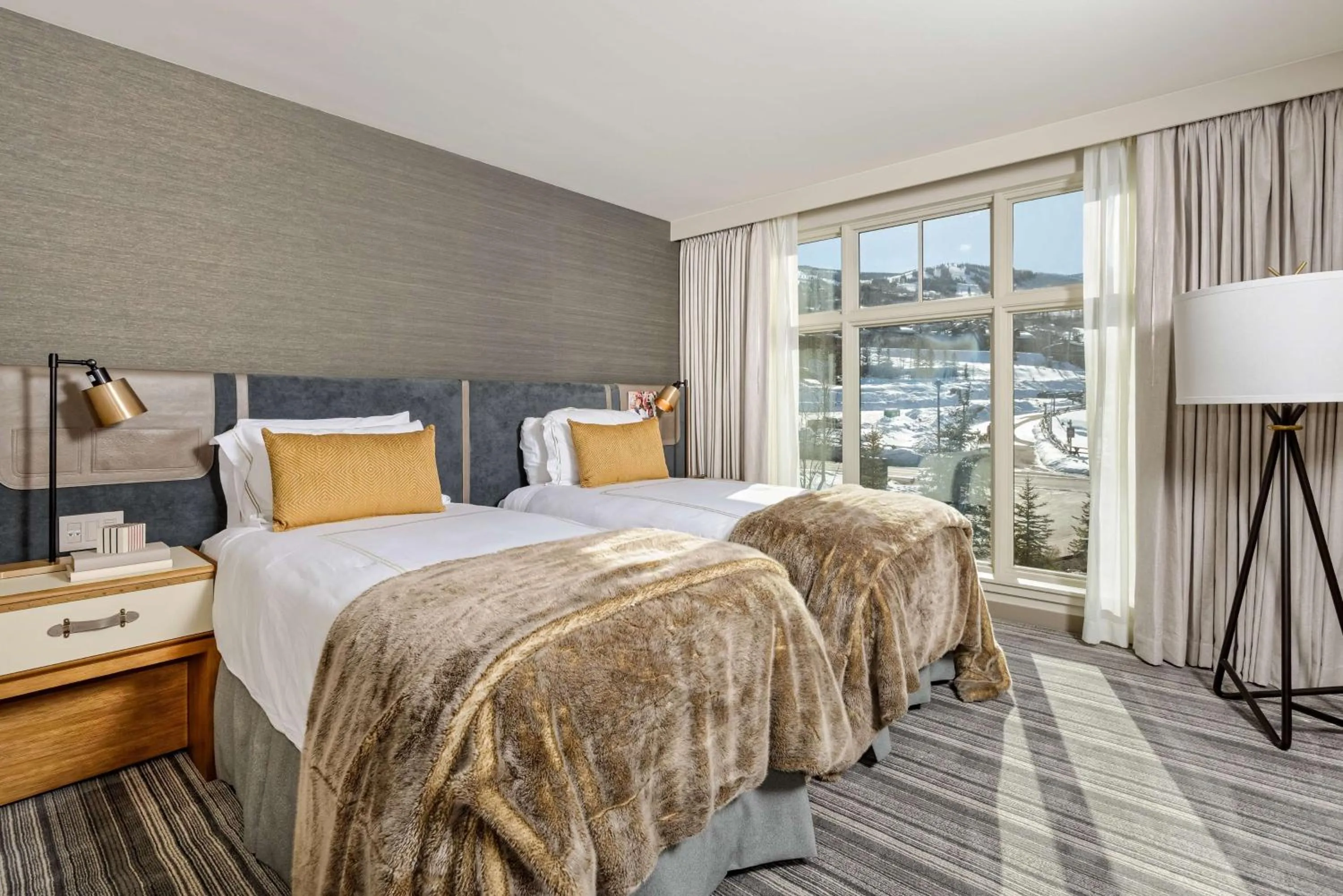 Game Room, Bed in Viceroy Snowmass