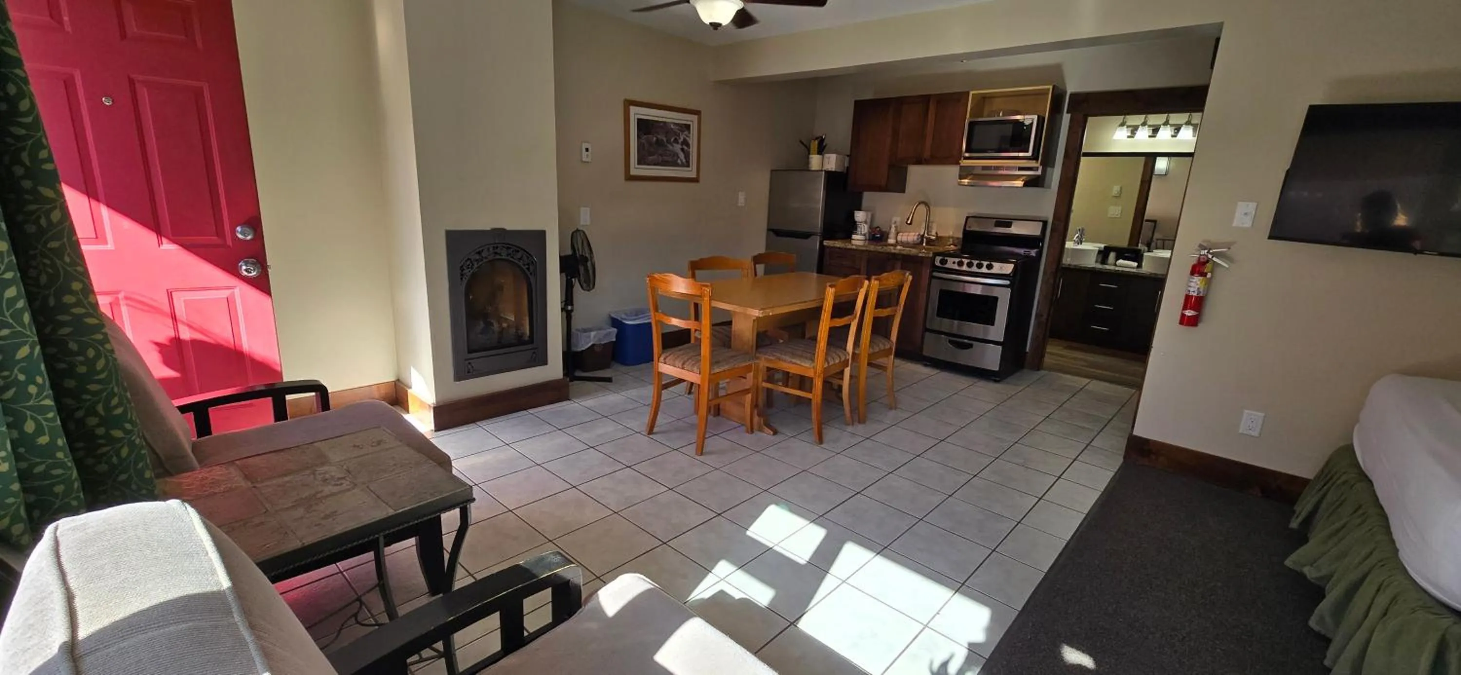 Kitchen or kitchenette in Aspen Village