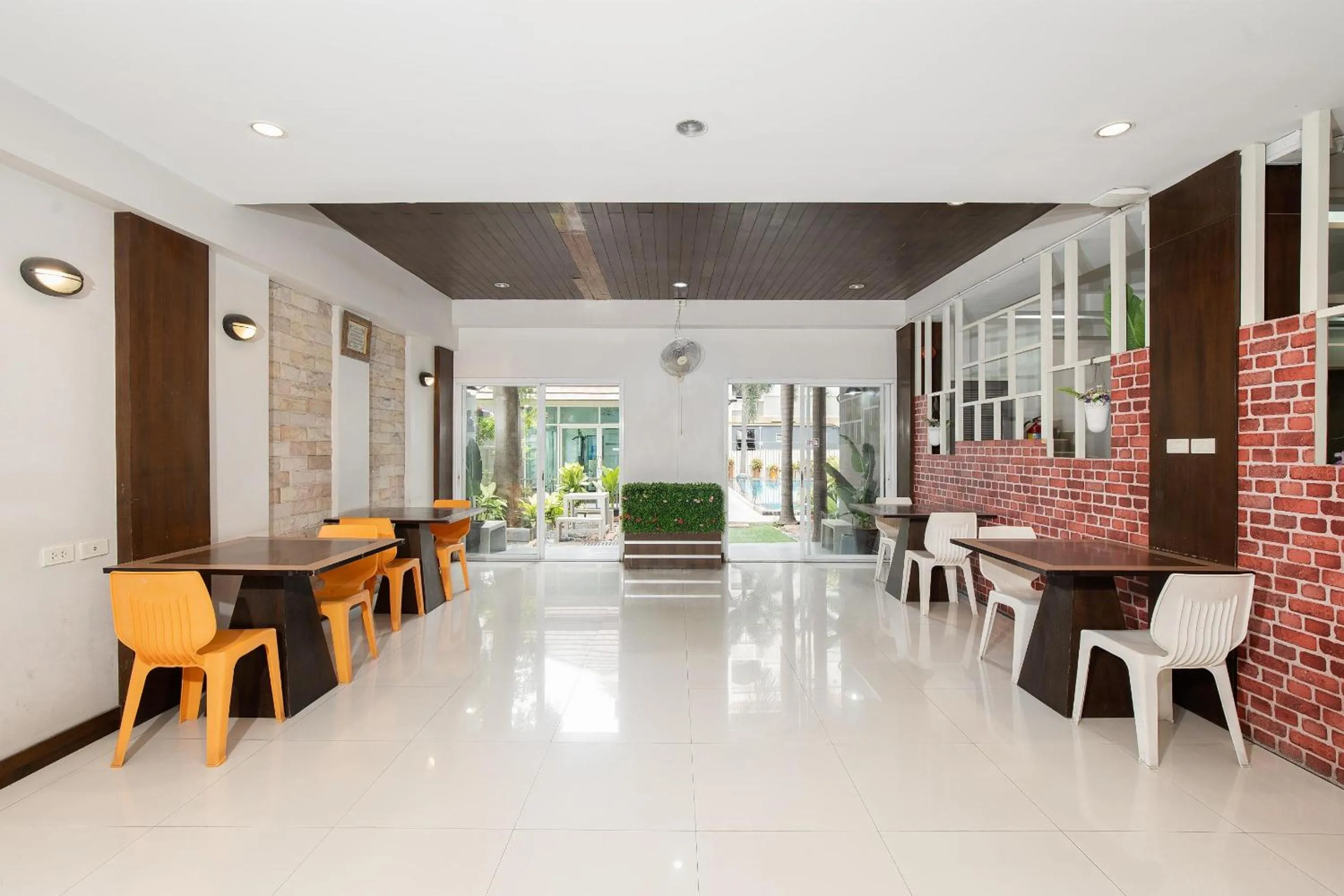 Seating area in P-Park Suvarnabhumi