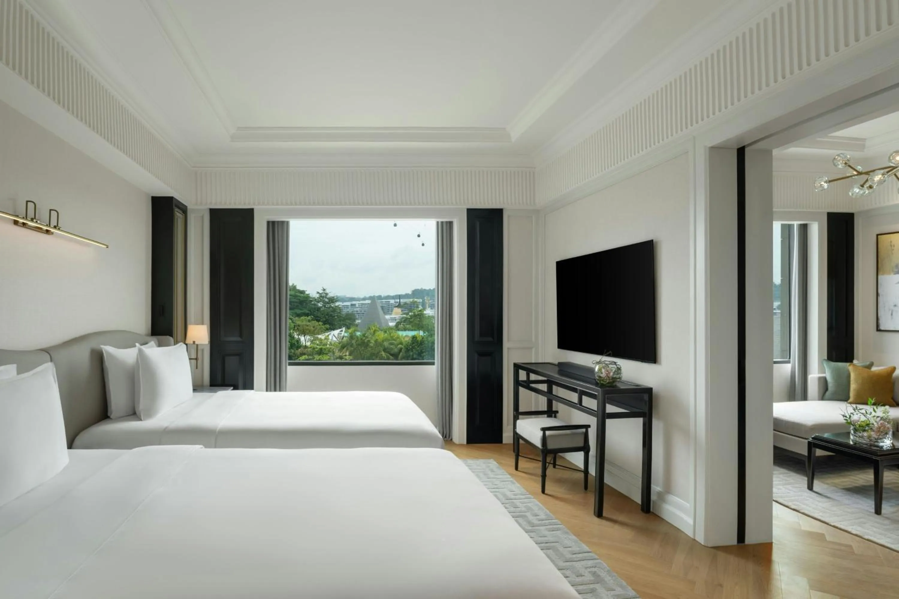 Photo of the whole room, Bed in The Laurus, a Luxury Collection Resort, Singapore