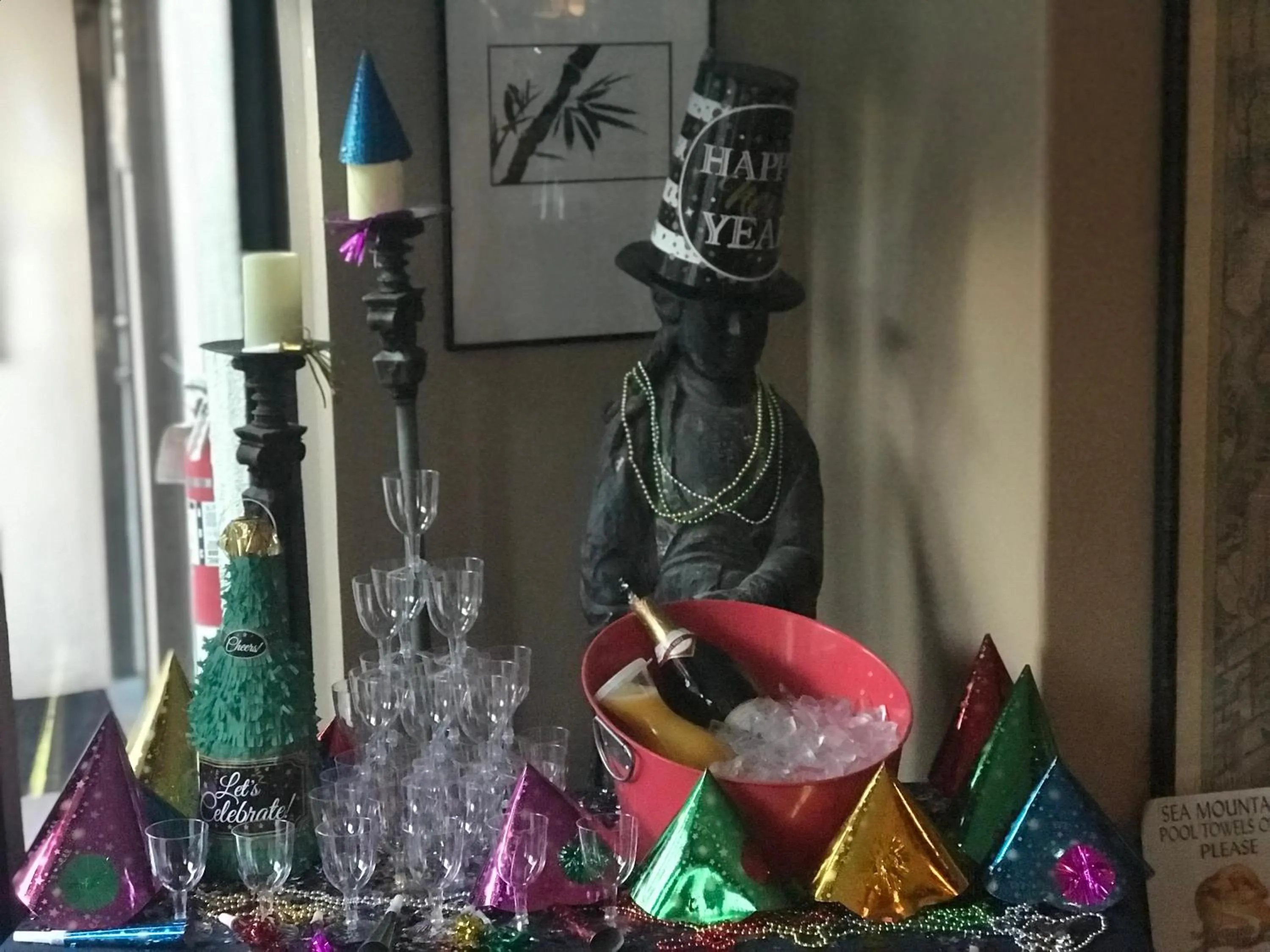 Food and drinks in Sea Mountain Nude Resort & Spa Hotel - Adults Only