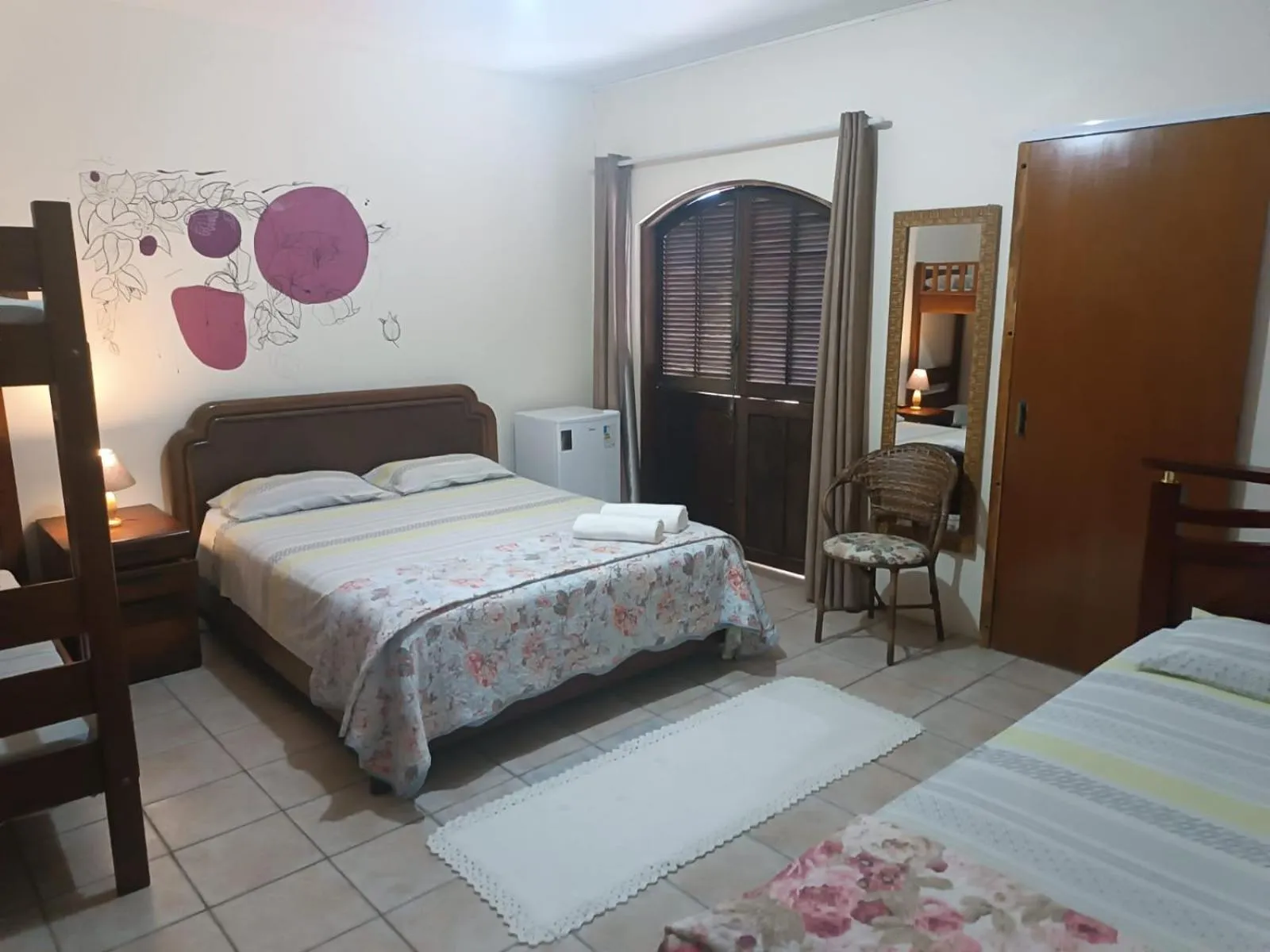 Photo of the whole room, Bed in Pousada Primavera