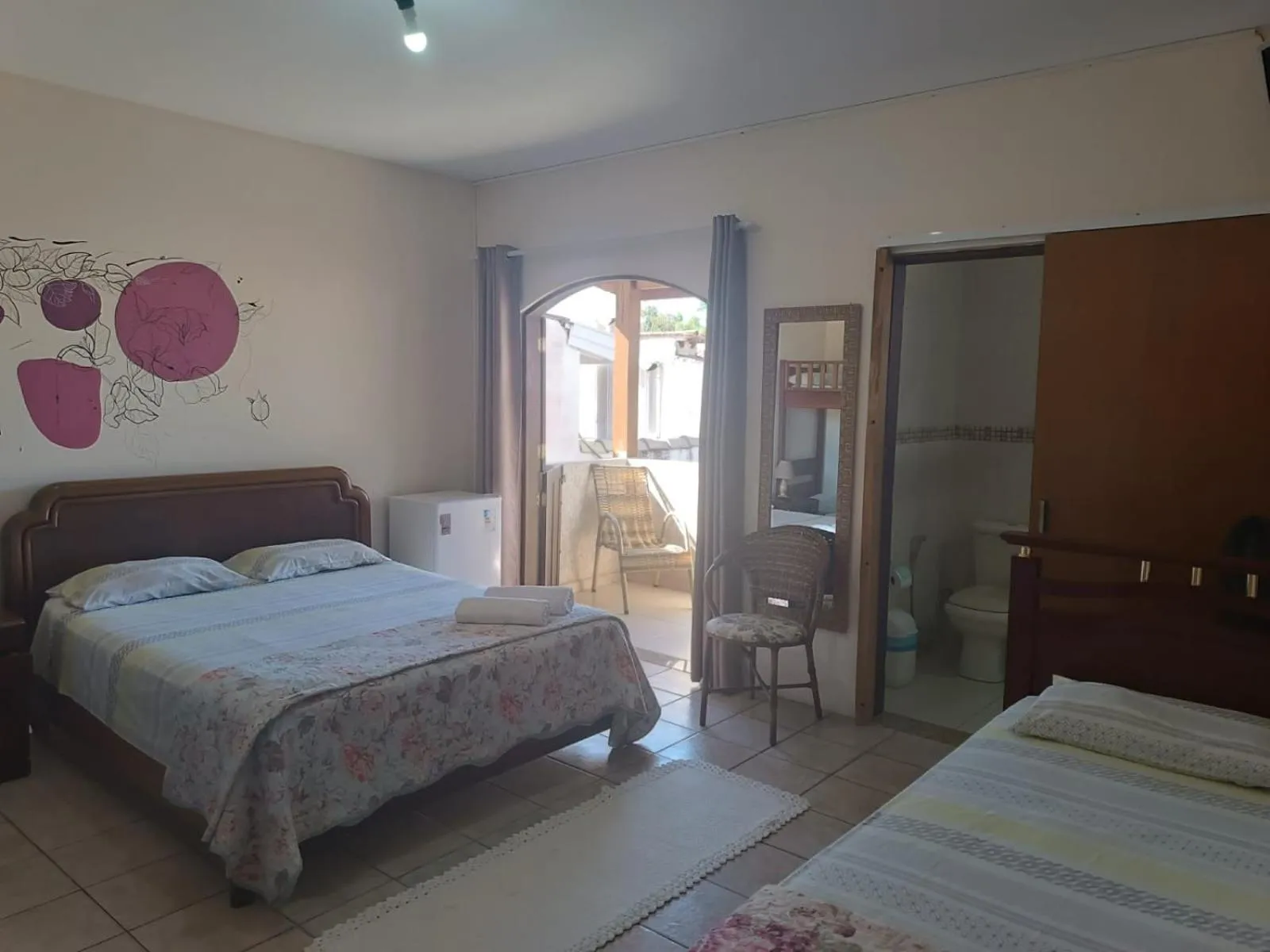 Balcony/Terrace, Bed in Pousada Primavera