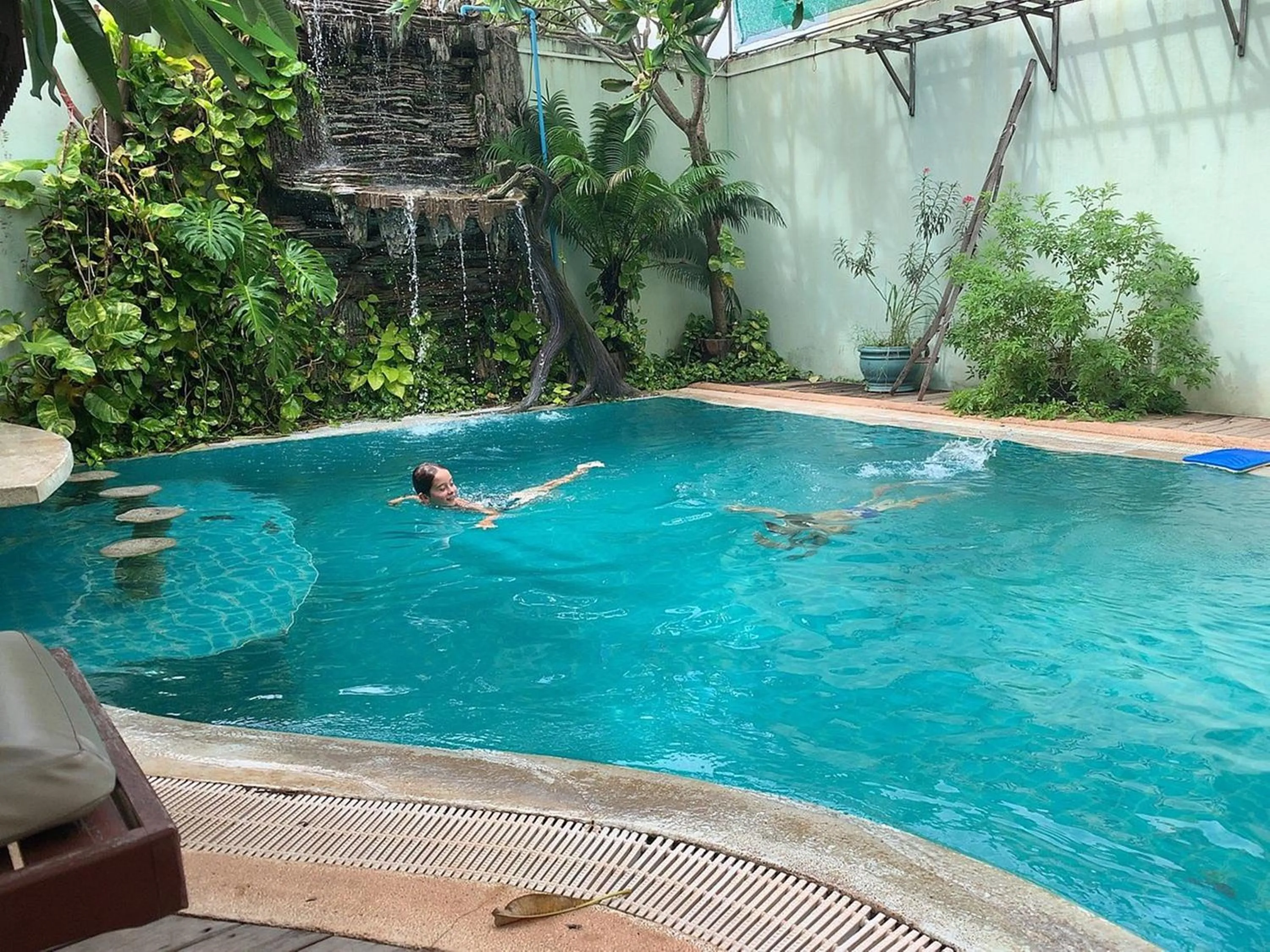 Swimming pool in Siem Reap Riverside Hotel