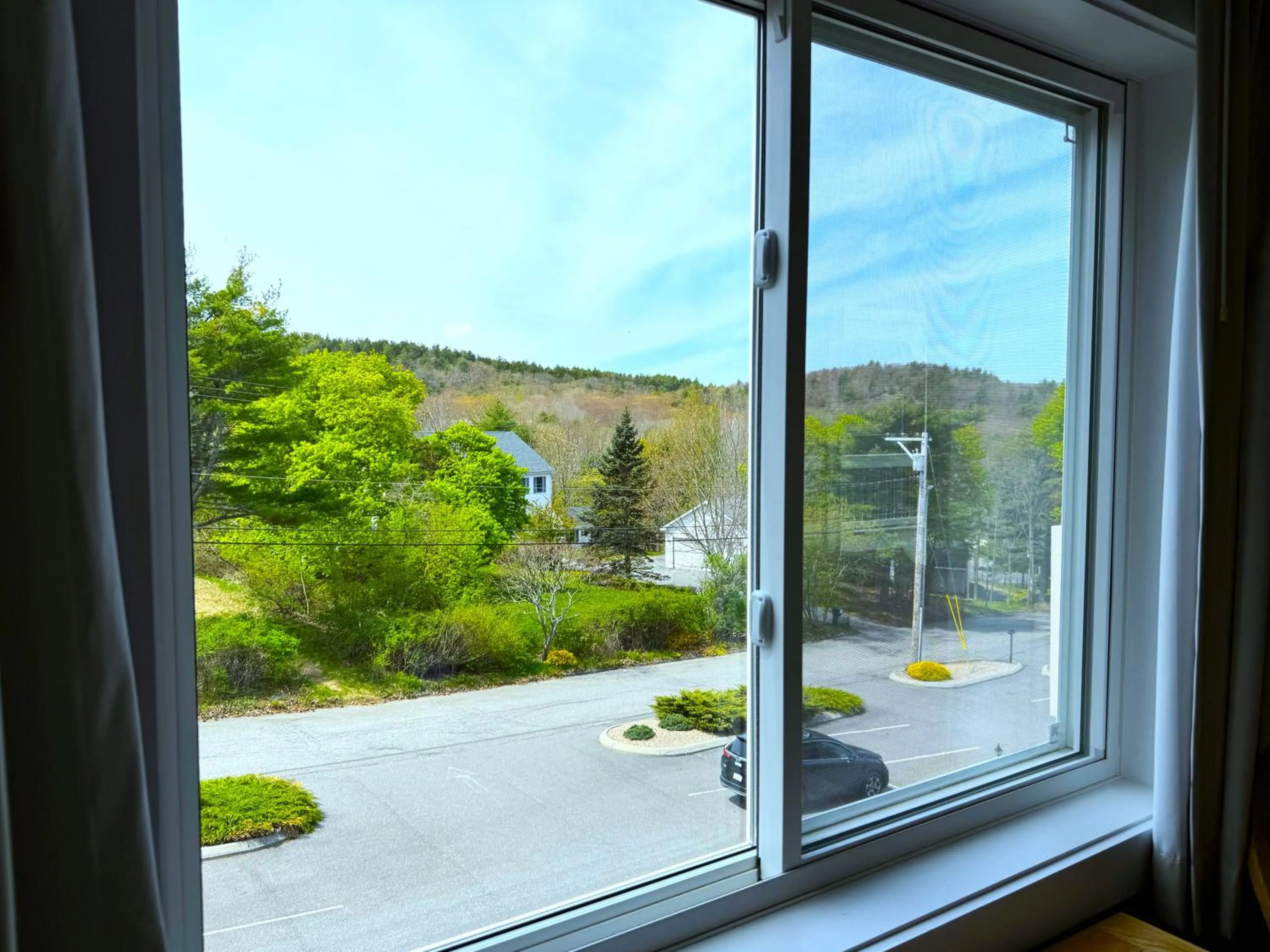 Atlantic Eyrie Lodge