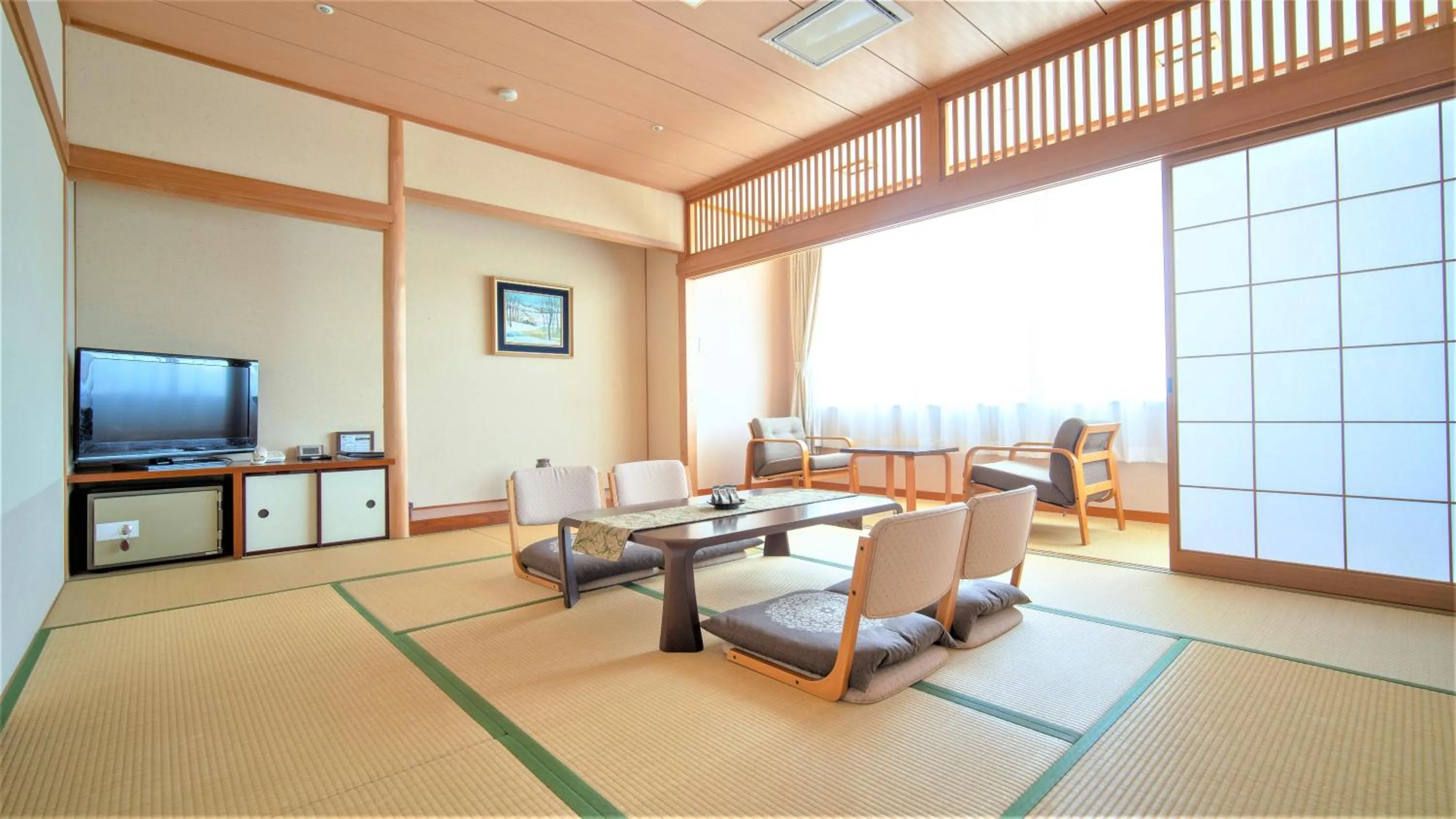 Photo of the whole room in CHRES