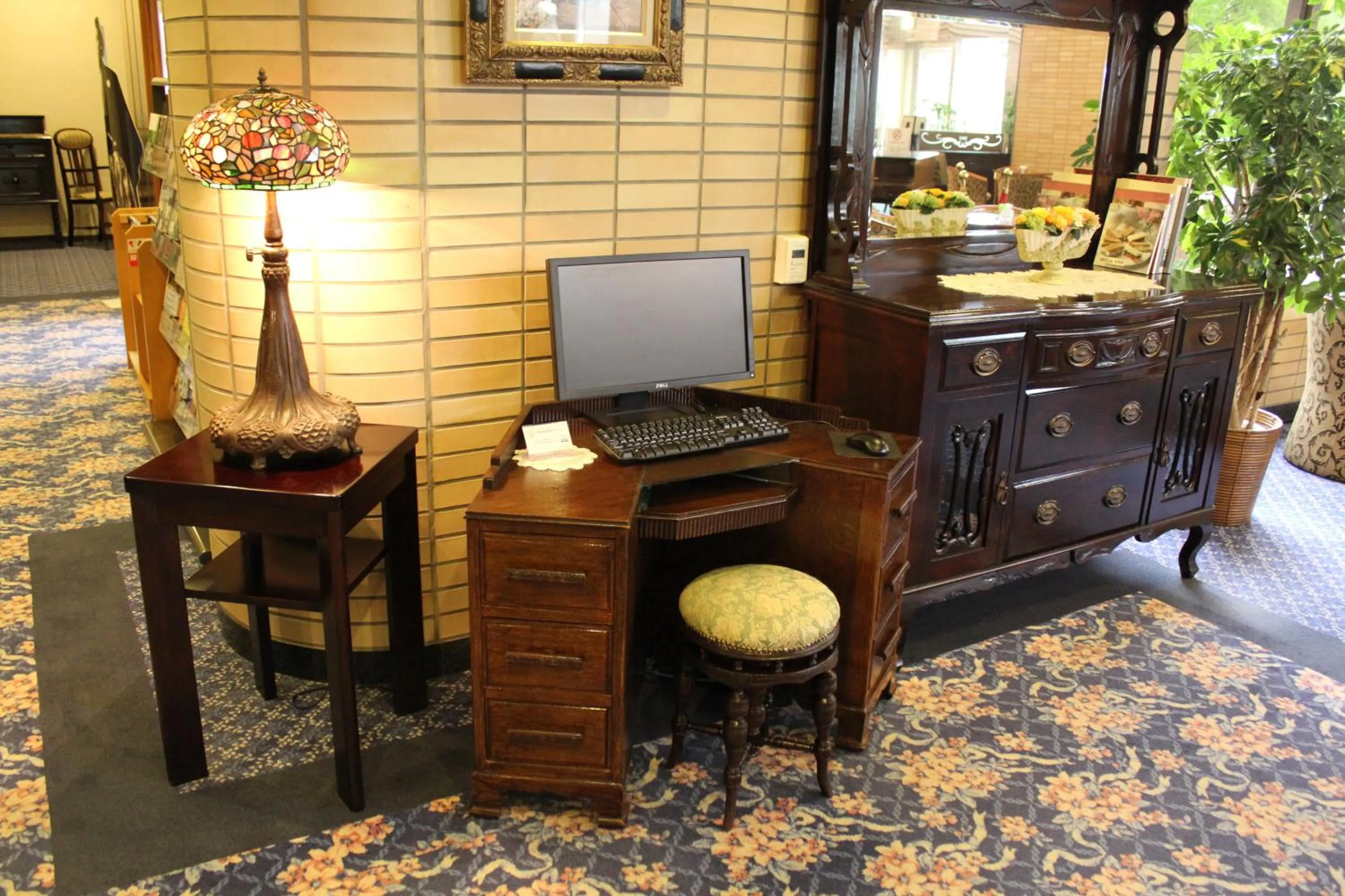 Communal lounge/ TV room in CHRES