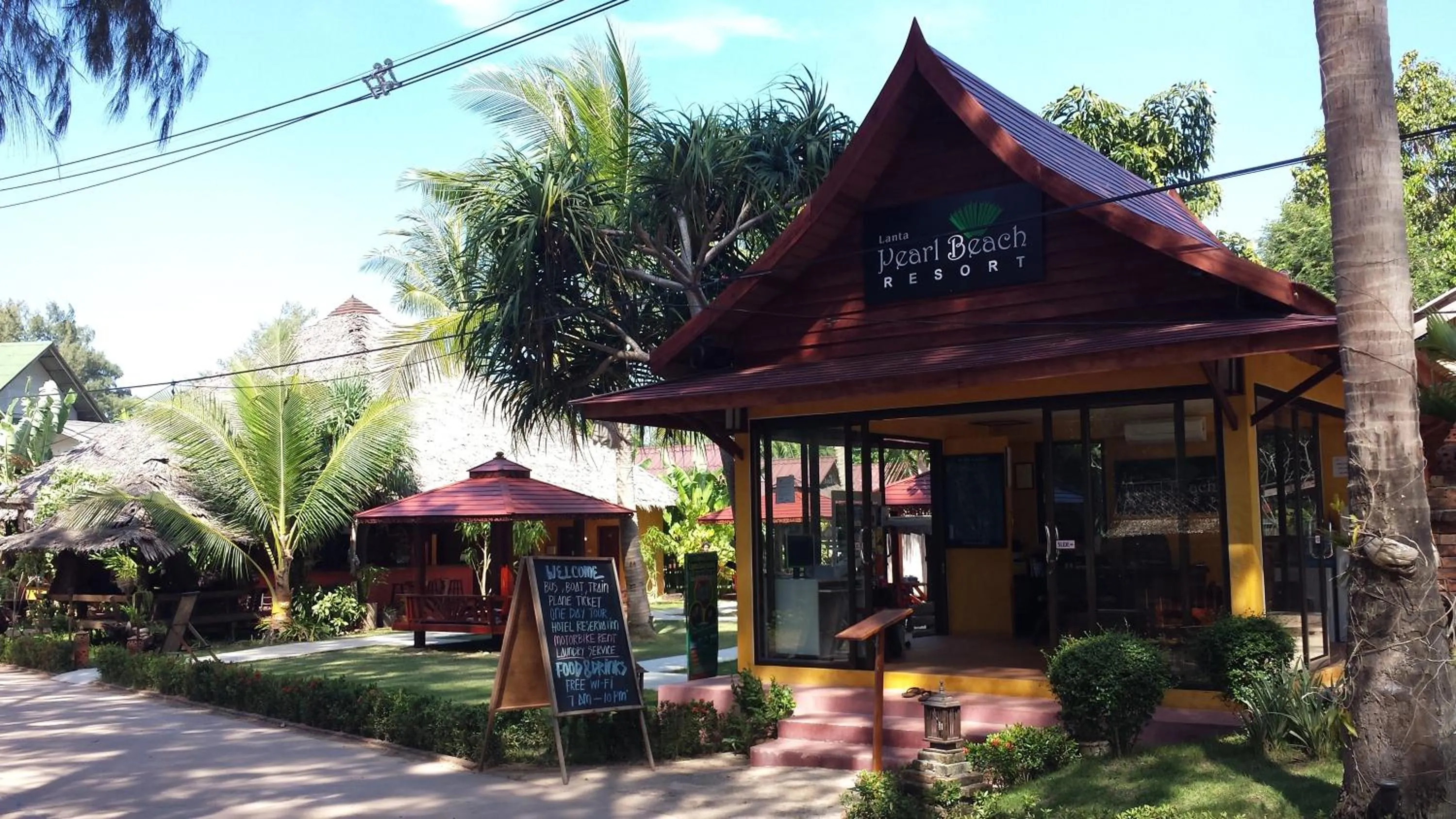 Lobby or reception in Lanta Pearl Beach Resort