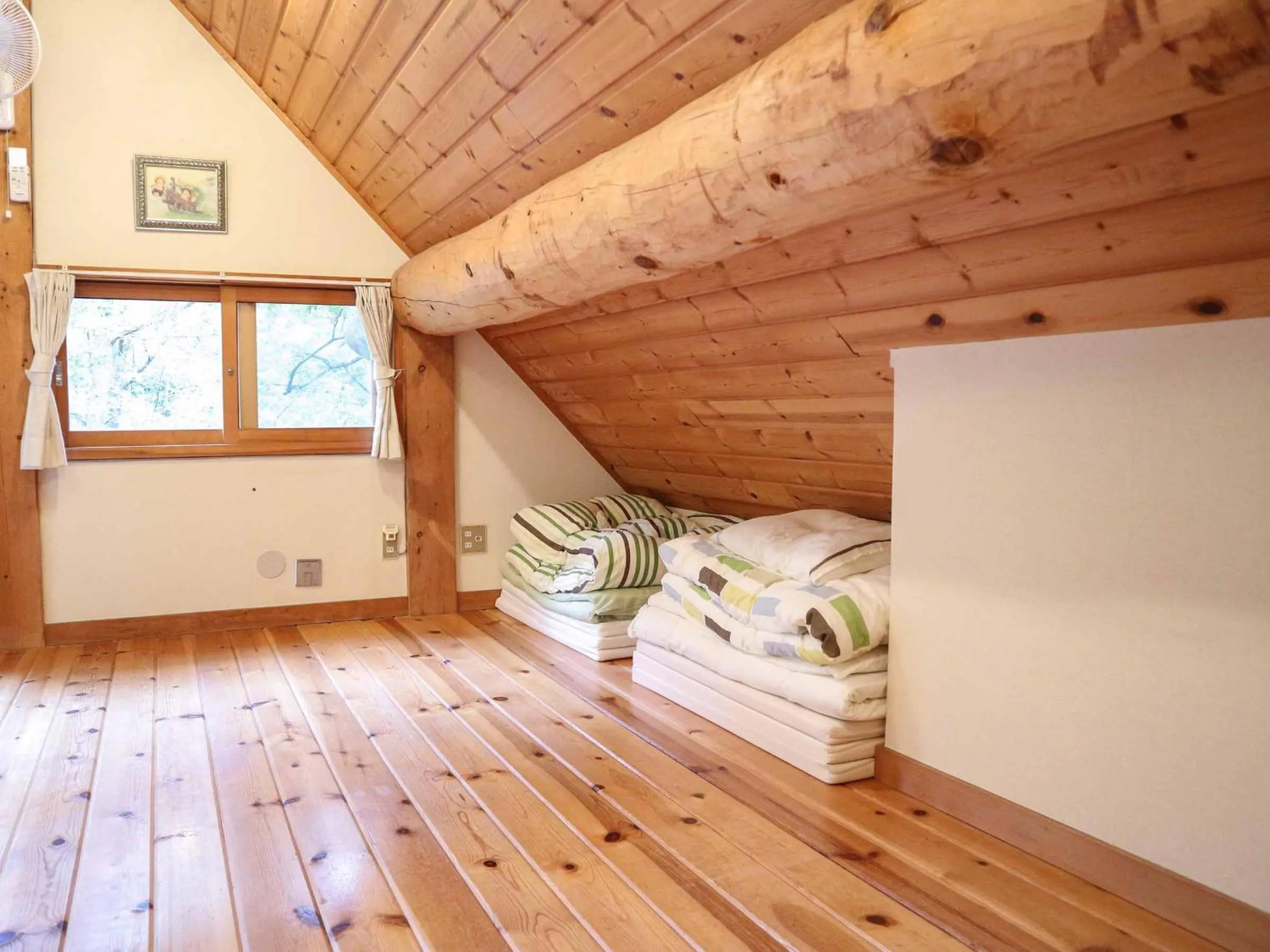 Photo of the whole room in Canadian Loghouse Inn AzuminoYujin