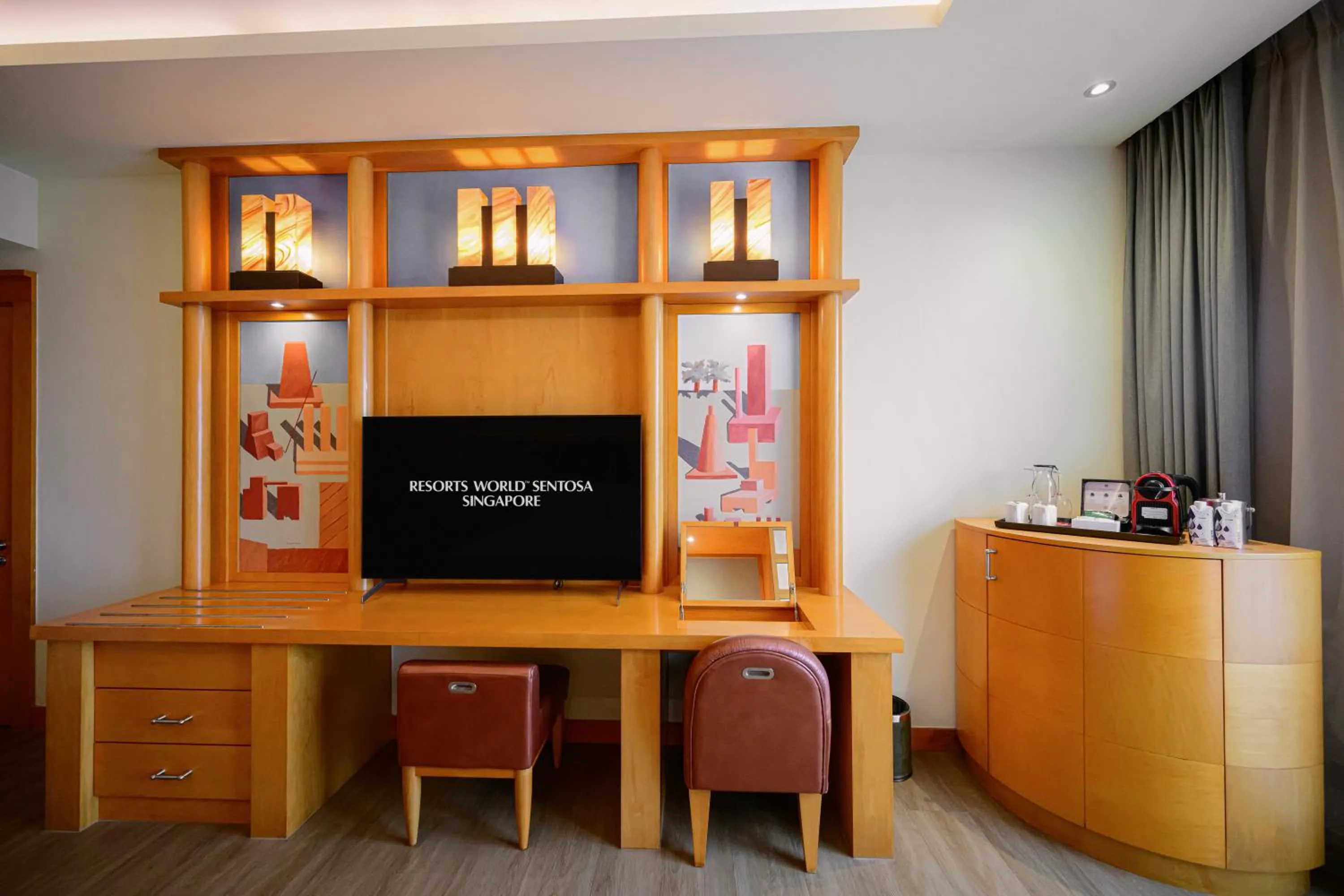 Bedroom in Resorts World Sentosa - Hotel Michael