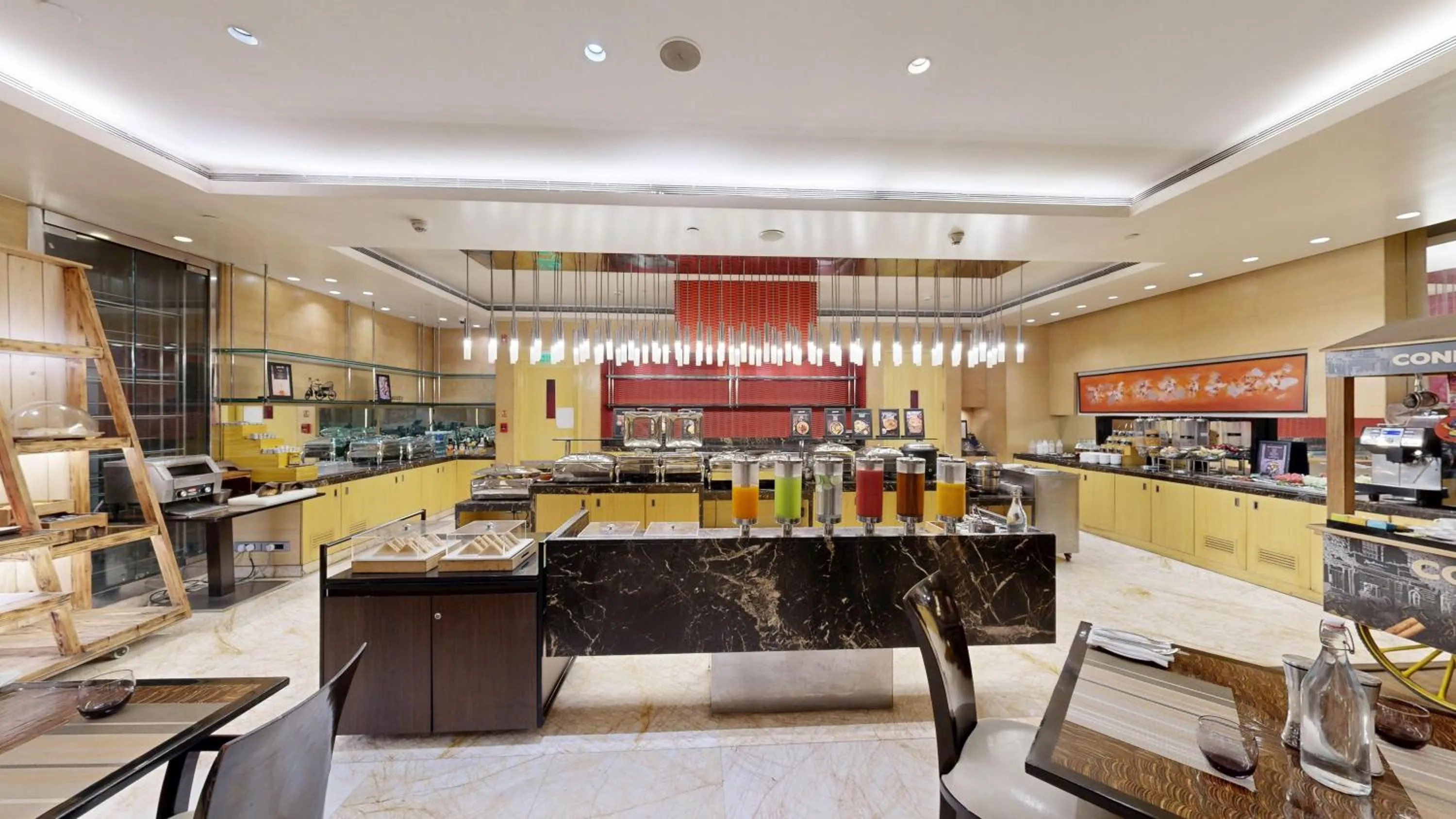 Restaurant/places to eat in Radisson Blu Marina Hotel Connaught Place