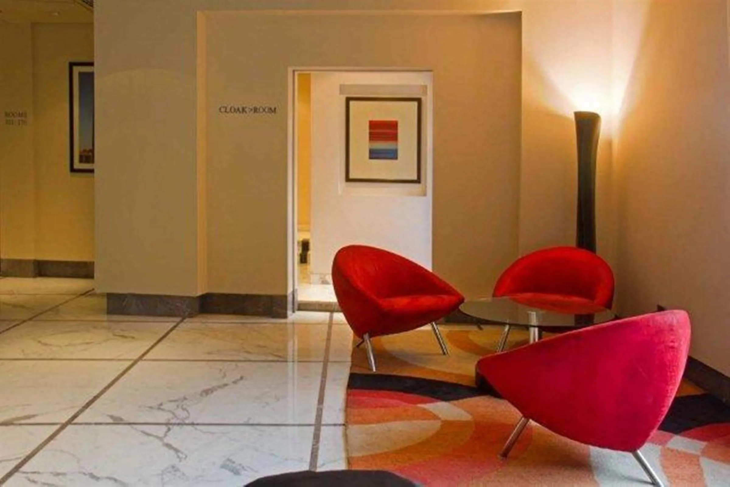 Lounge or bar in Radisson Blu Marina Hotel Connaught Place