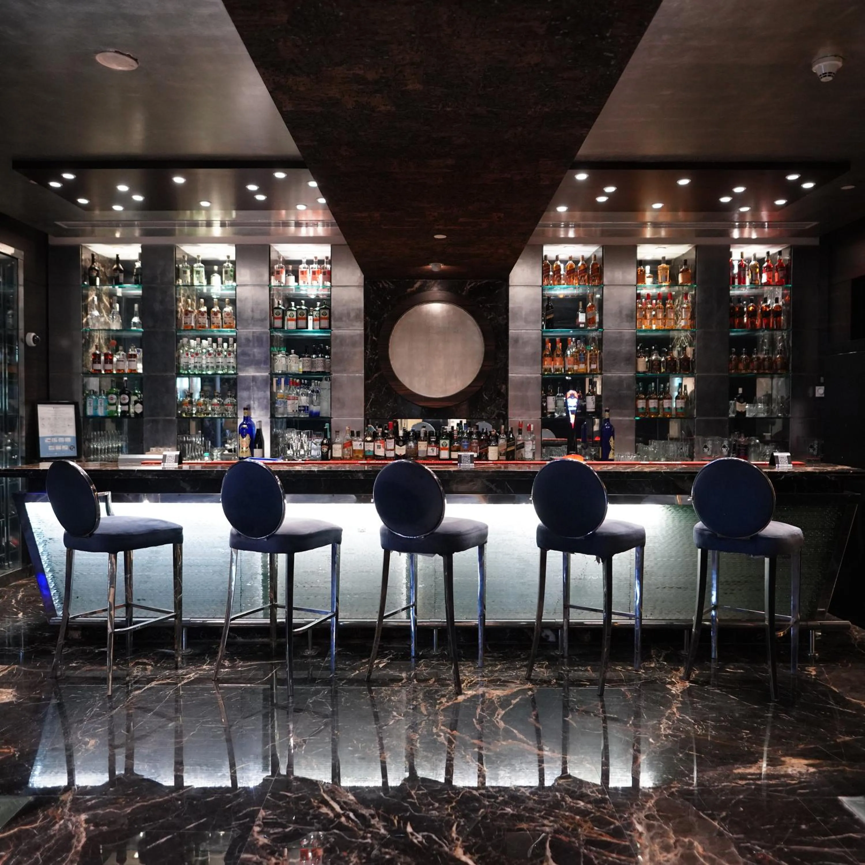 Lounge or bar in Radisson Blu Marina Hotel Connaught Place