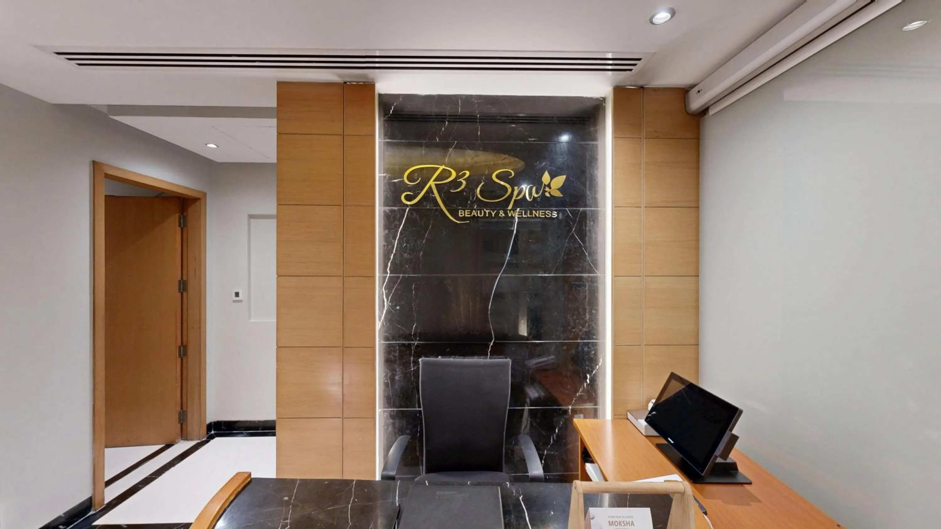Spa and wellness centre/facilities in Radisson Blu Marina Hotel Connaught Place