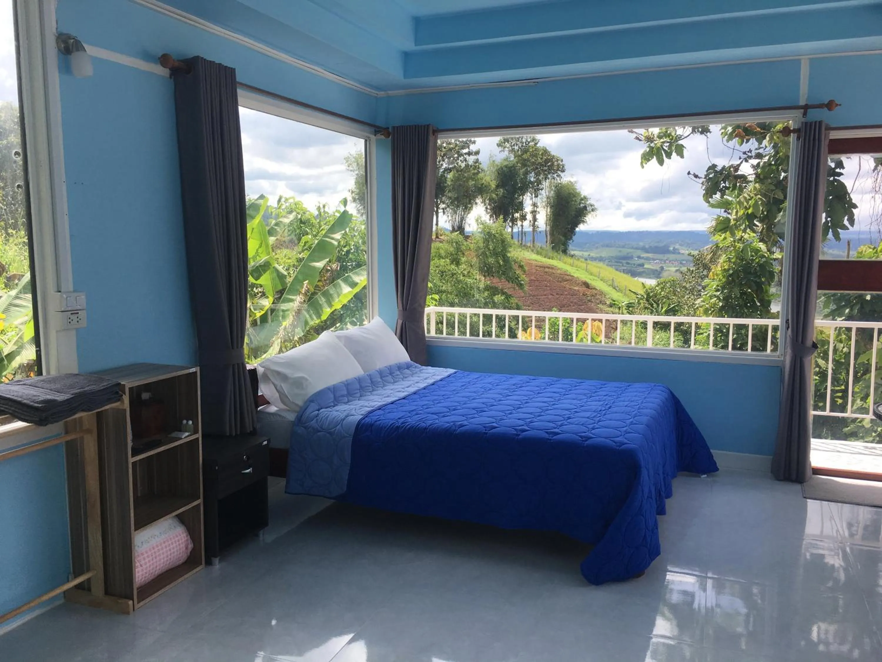 Bed in Home OK Taleymok