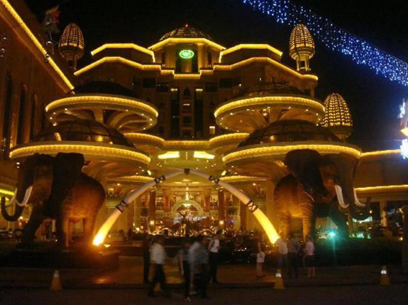 Restaurant/places to eat in Sun Inns Hotel Lagoon near Sunway Lagoon Theme Park