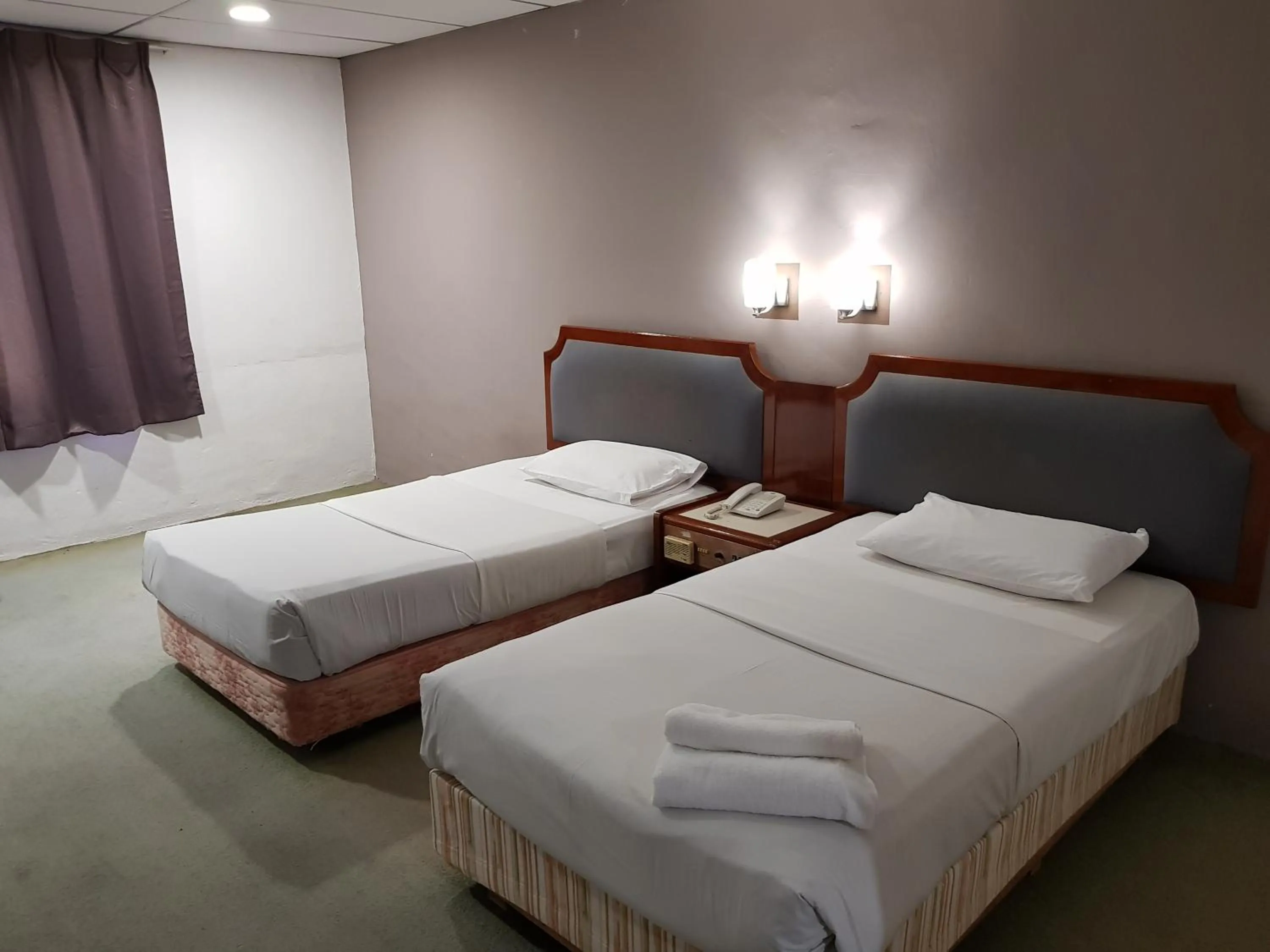Bed in Anika Inn - Kluang