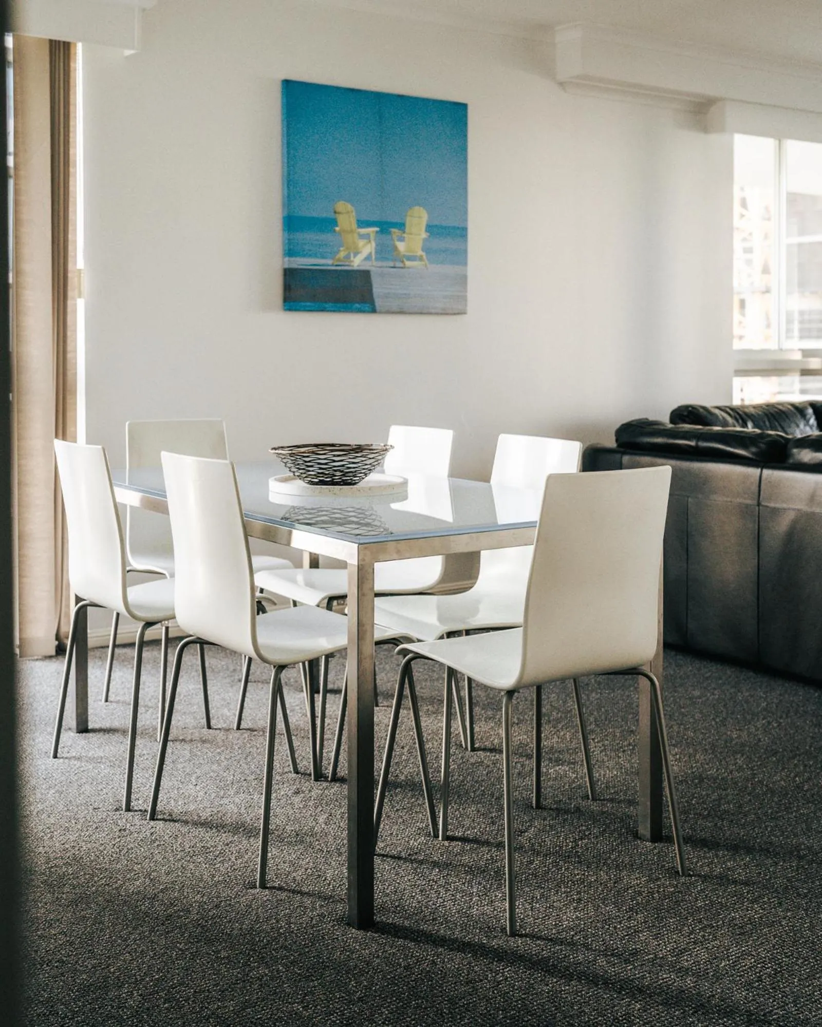Dining area in The Crest Apartments