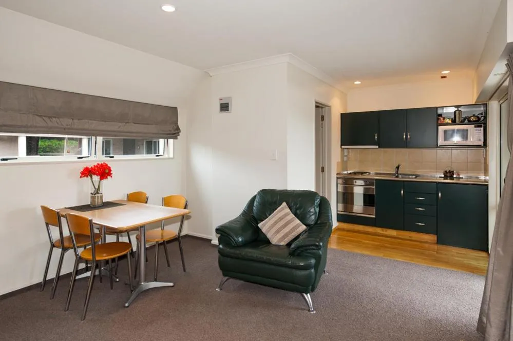 Kitchen or kitchenette in Colombo In The City