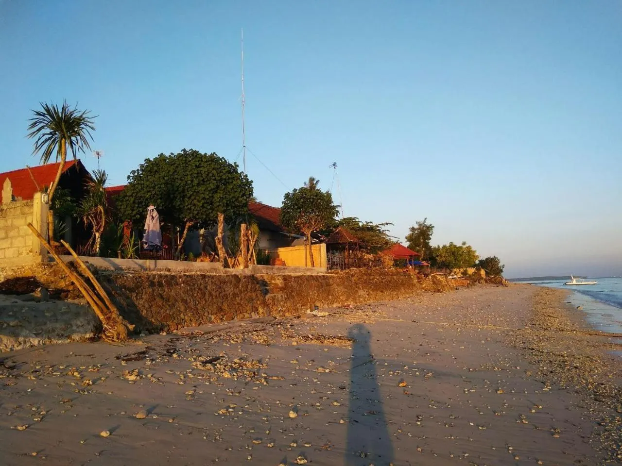 Beach in Rama Homestay