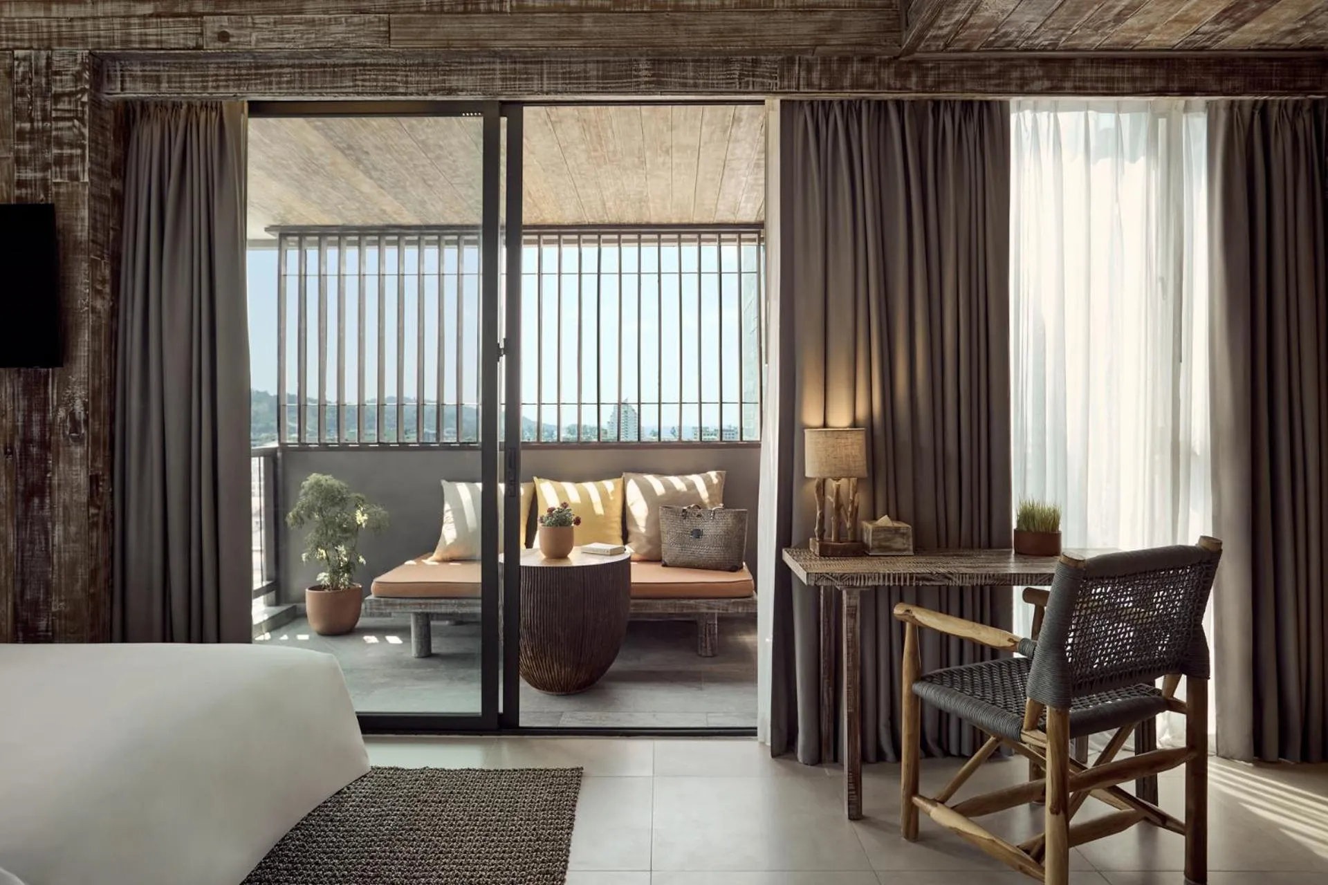 Balcony/Terrace, Bed in Dinso Resort & Villas Phuket, Vignette Collection by IHG