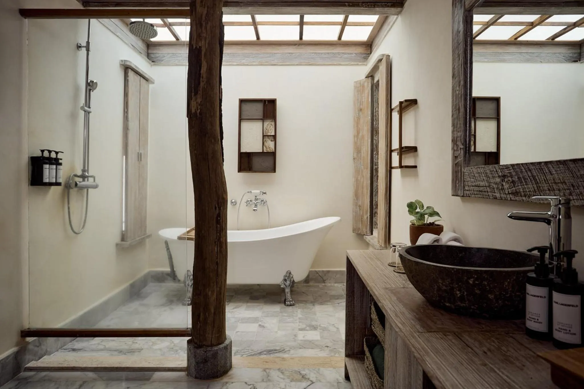 Bathroom in Dinso Resort & Villas Phuket, Vignette Collection by IHG