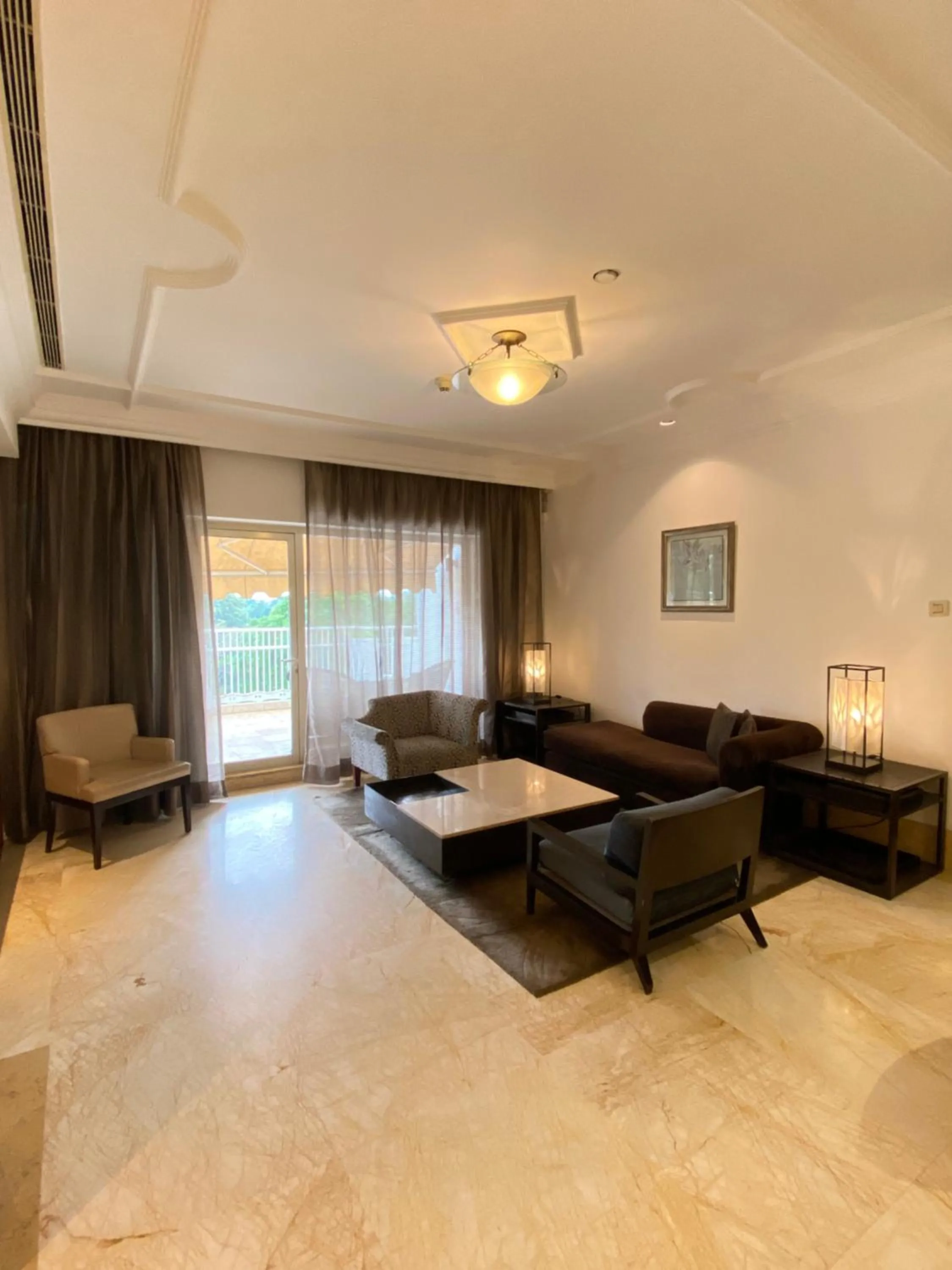 Balcony/Terrace, Bed in The Claridges New Delhi