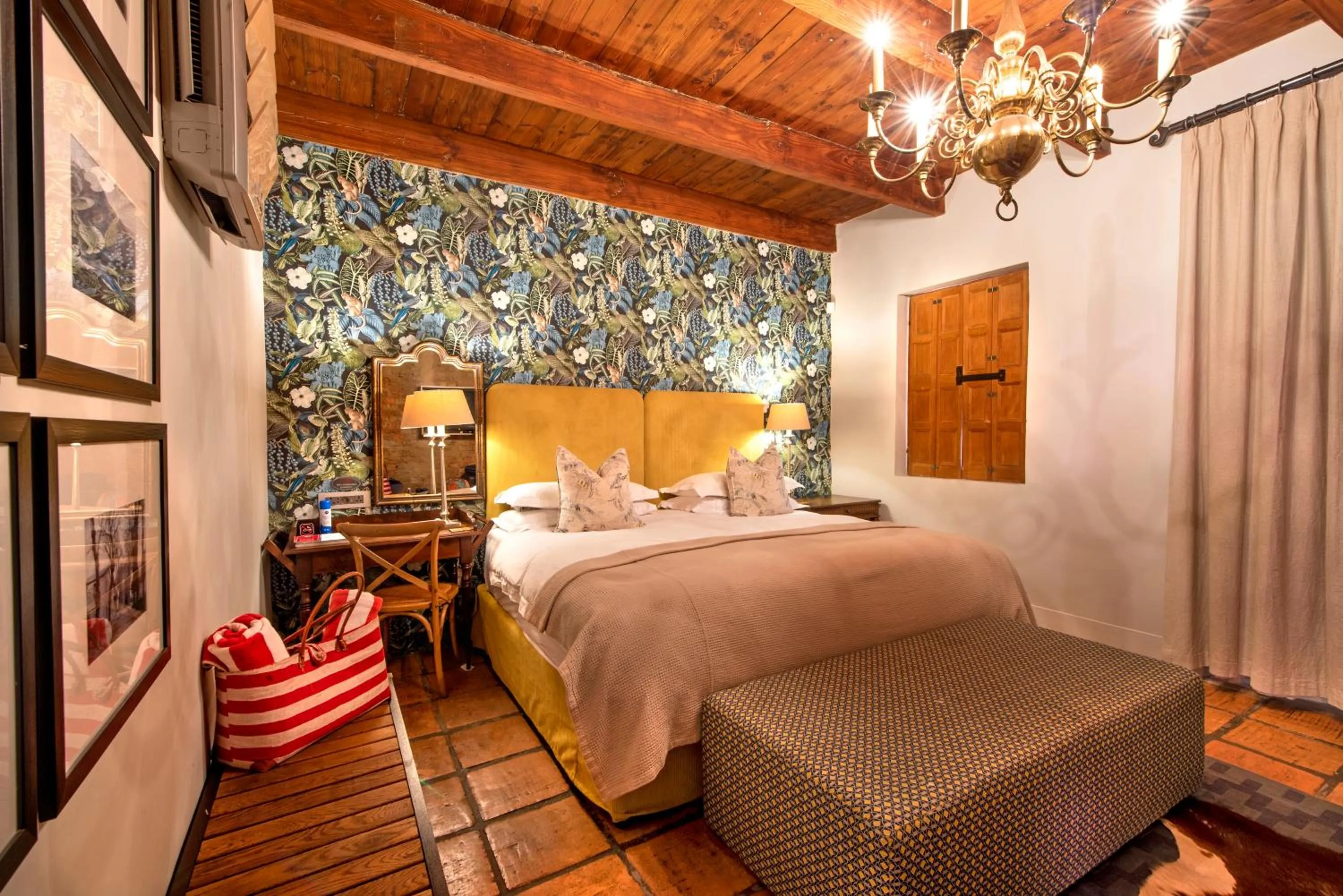 Bedroom, Bed in Avondrood Guest House by The Oyster Collection