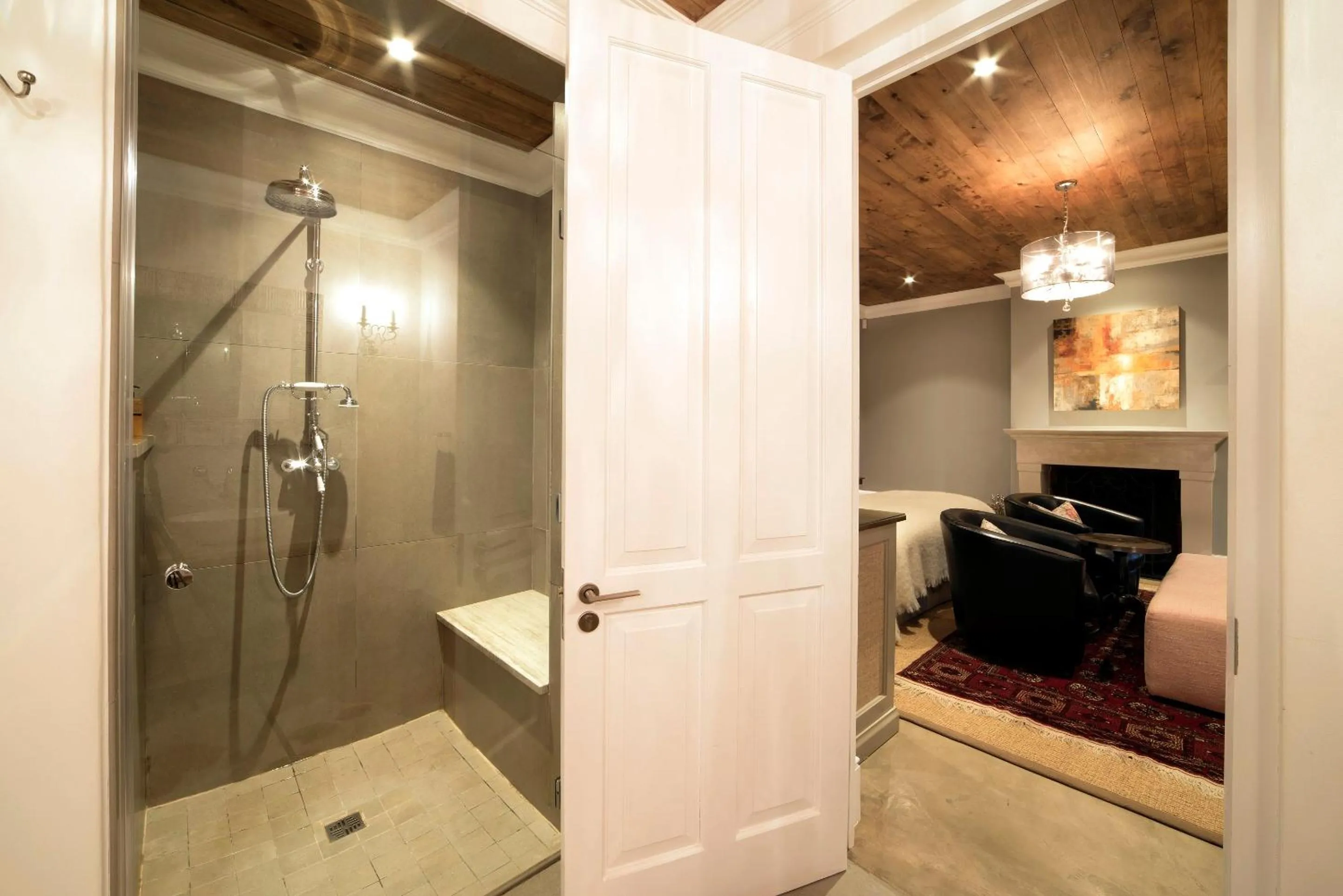 Bathroom in Avondrood Guest House by The Oyster Collection