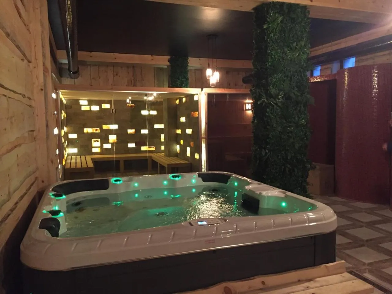 Sunny Hills Ski&Wellness