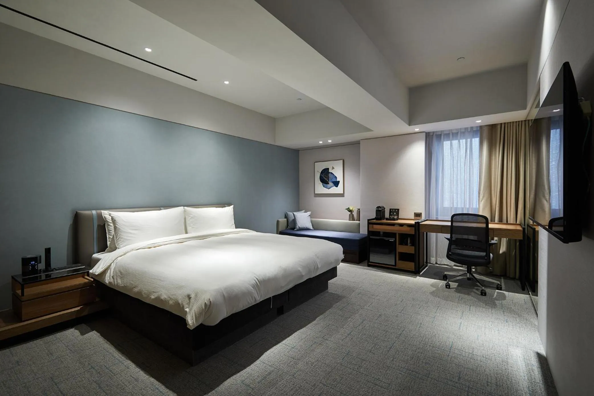 Photo of the whole room, Bed in K Hotel Taipei Nanjing