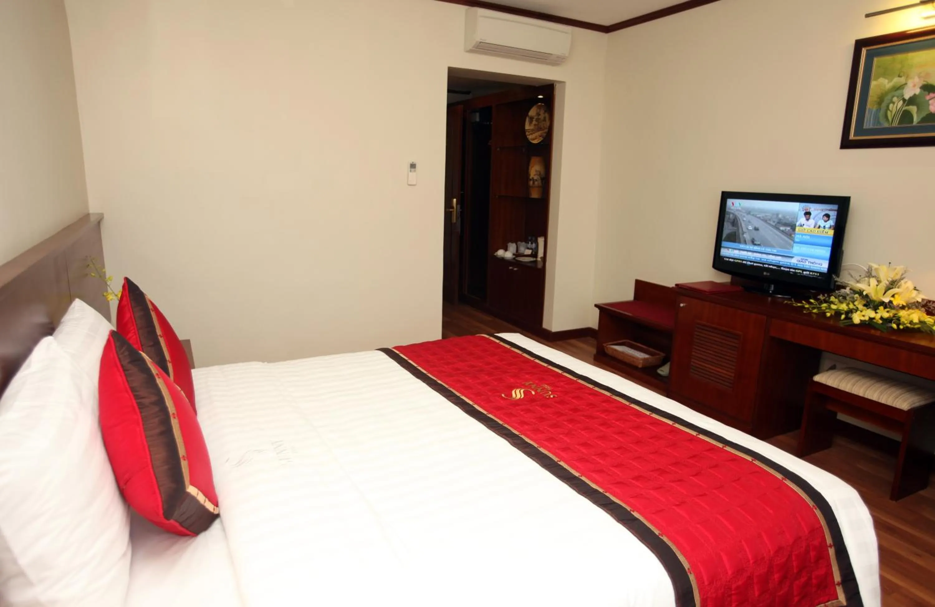 Bed in Sunny 3 Hotel