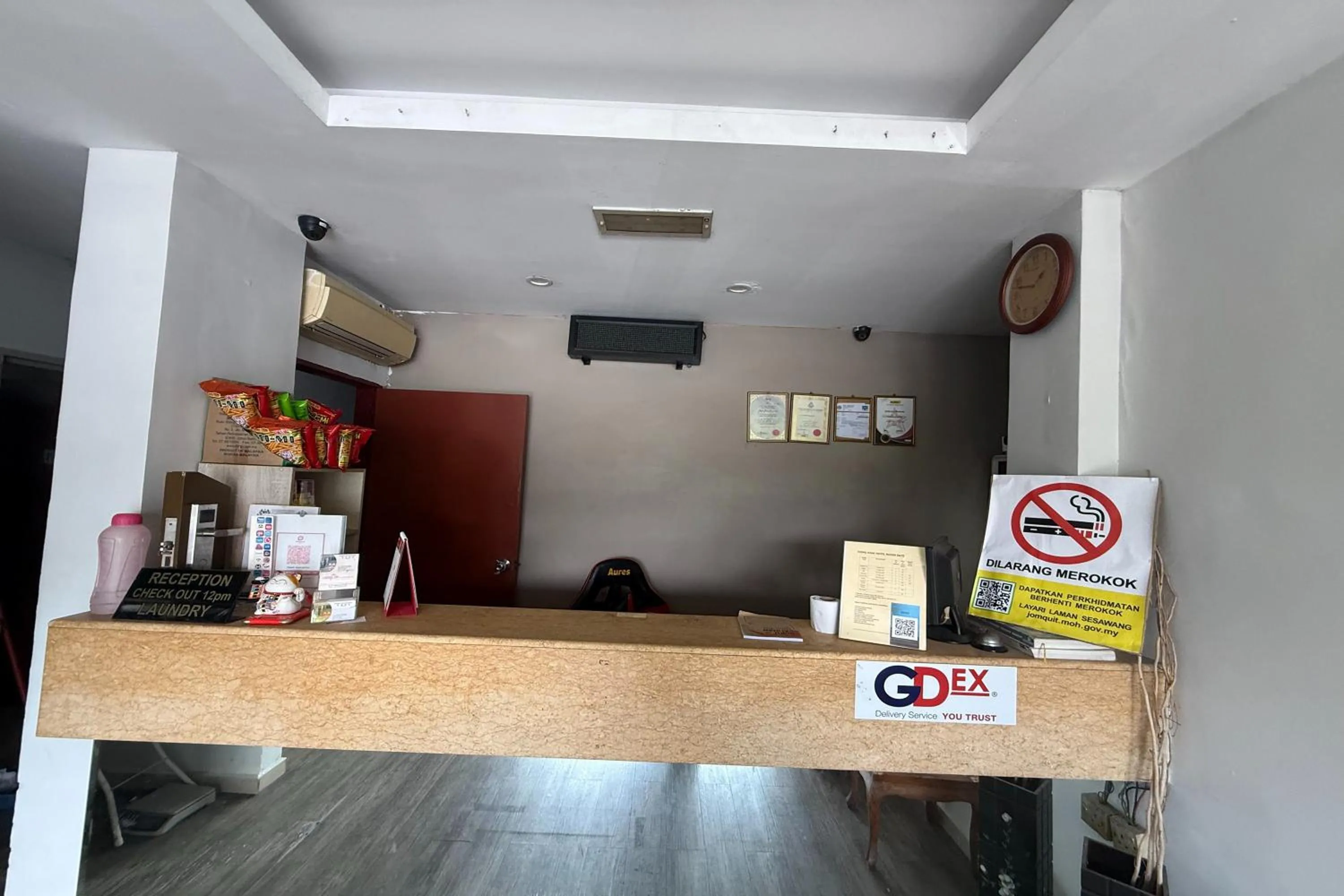 Lobby or reception in Tiong Nam Hotel