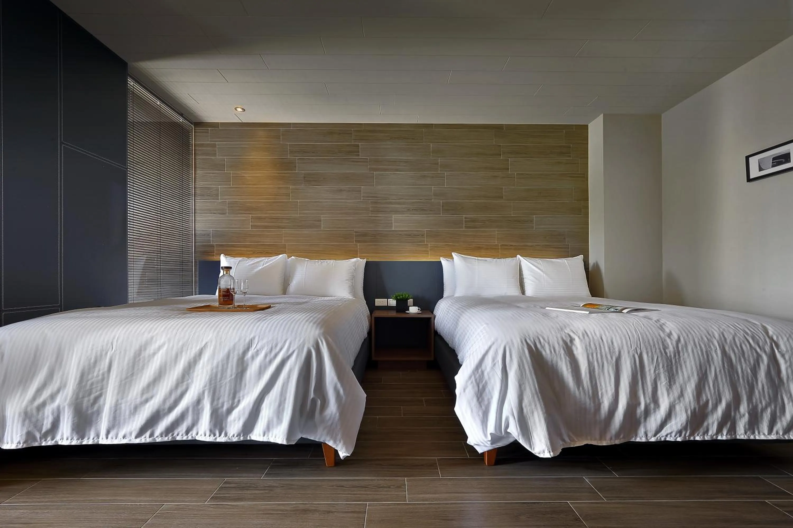 Bed in Sun Moon Lake Blue Sky Bay B&B