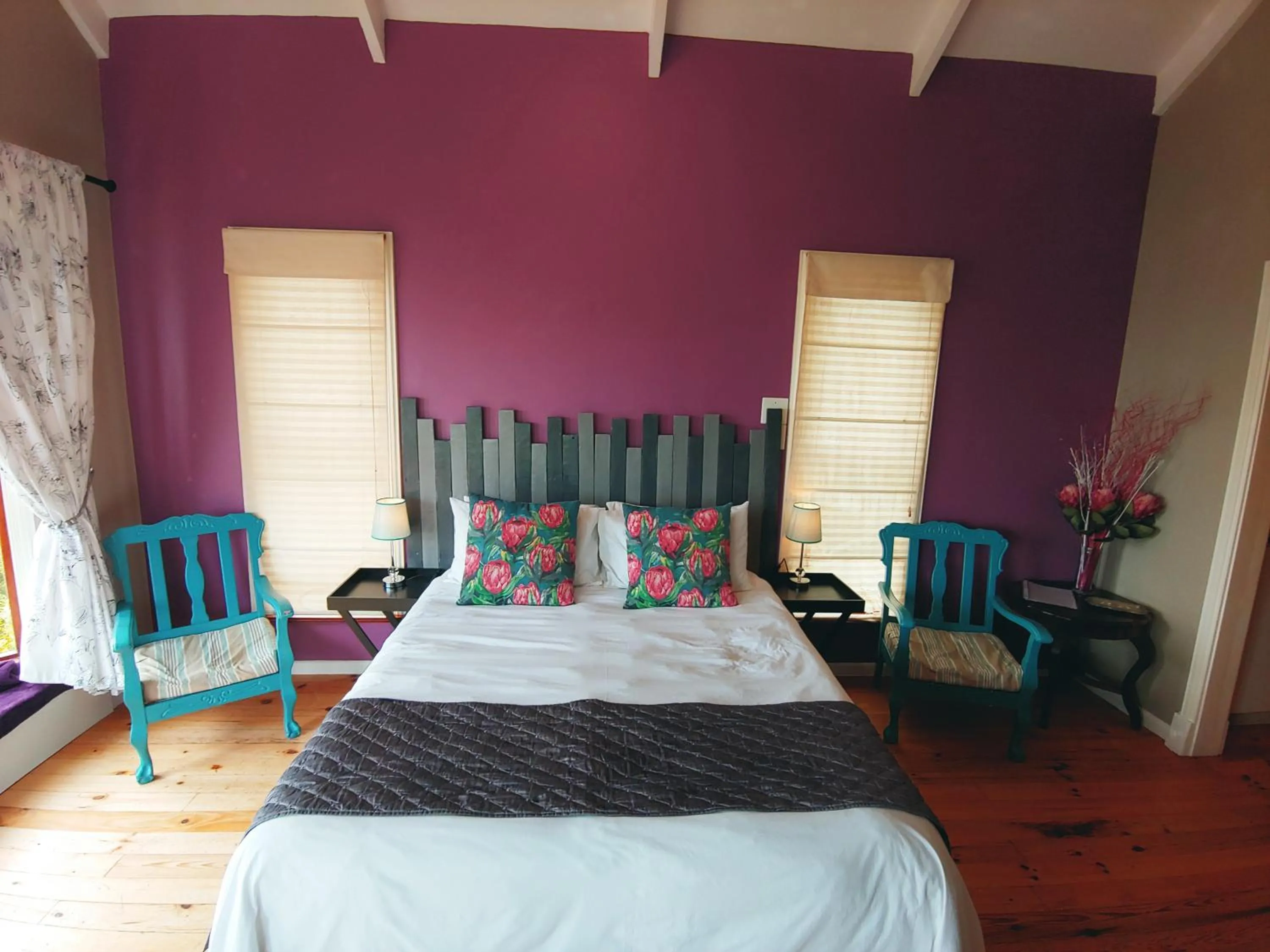 Photo of the whole room, Bed in Happy Homes - Imhoffs Gift