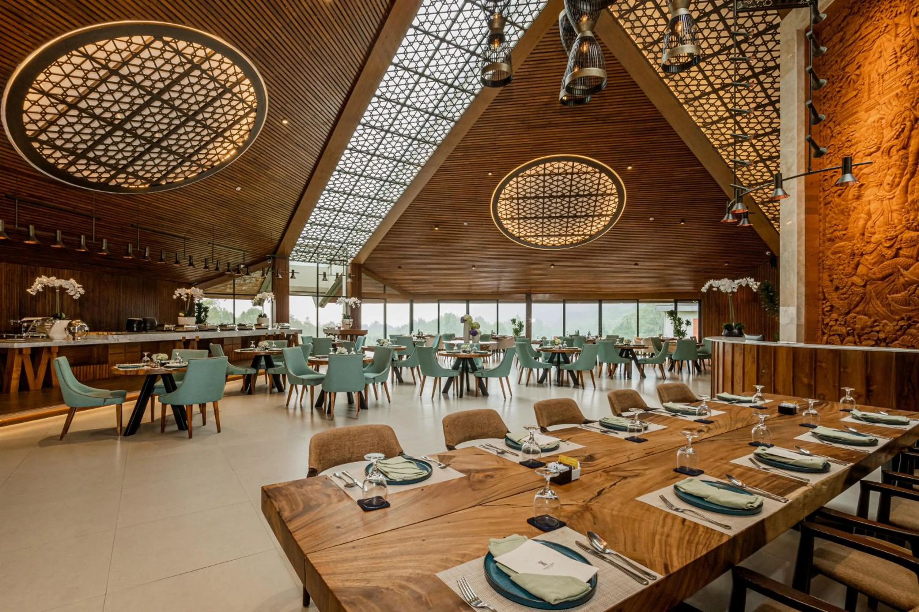 Restaurant/places to eat in Handara Golf & Resort Bali