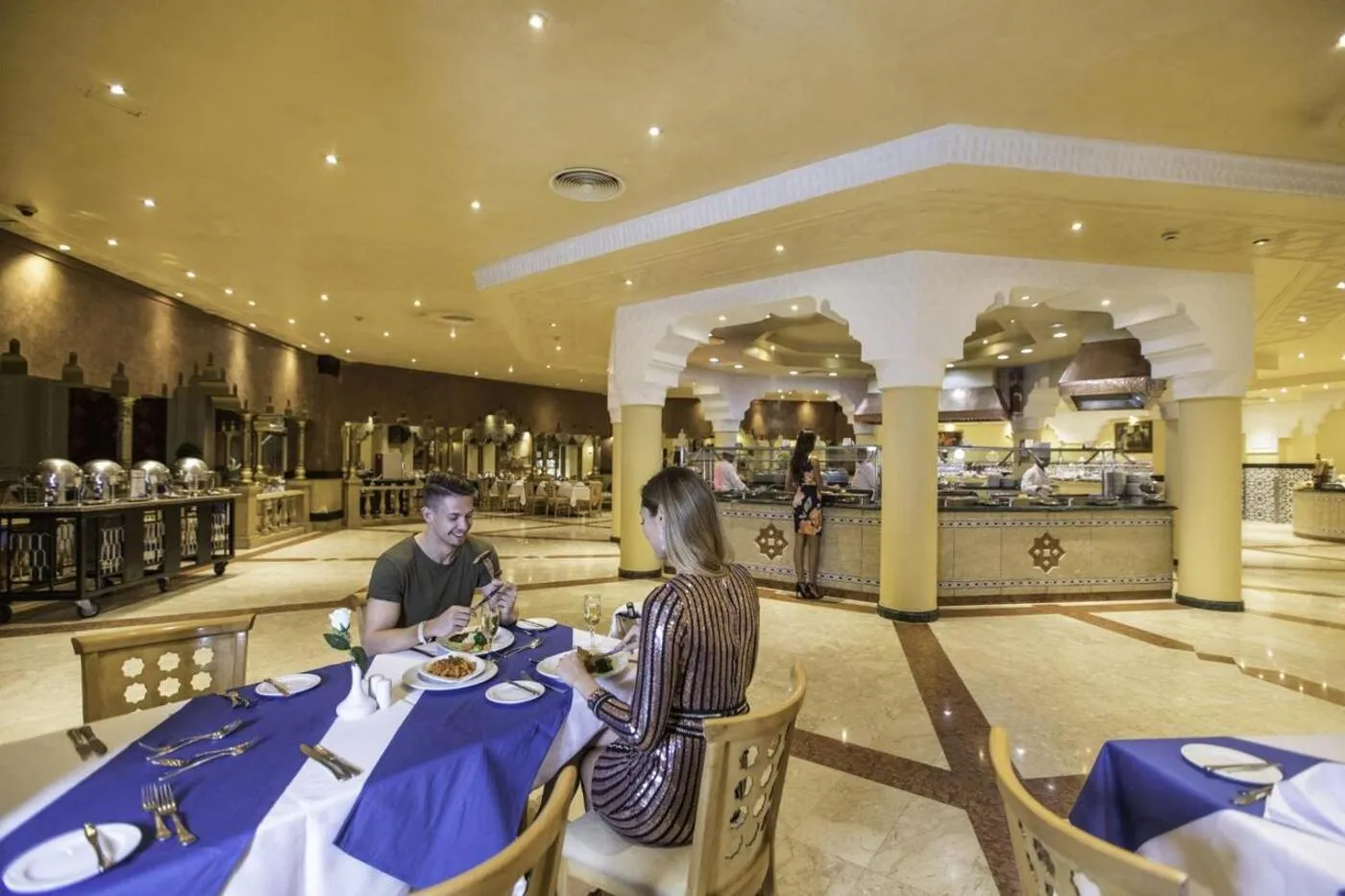 Breakfast in Sunrise Garden Beach Resort