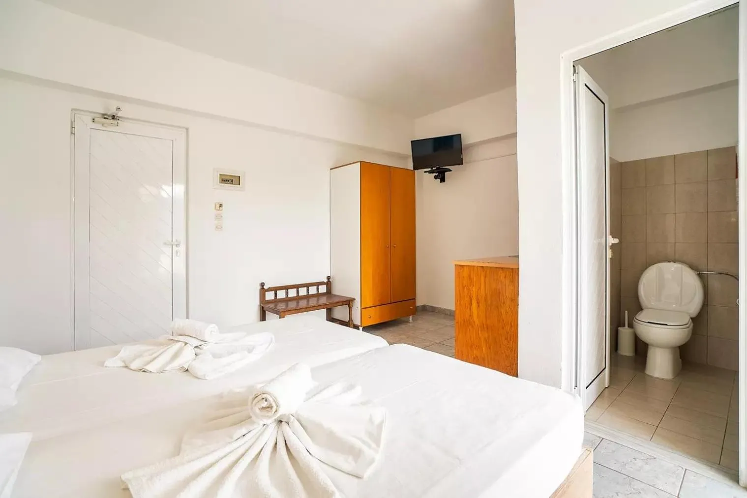 Bed in Sotirakis Hotel