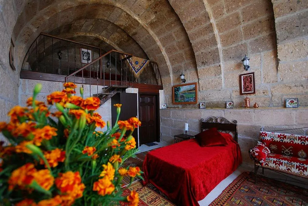 Photo of the whole room, Bed in Karamanli Konagi