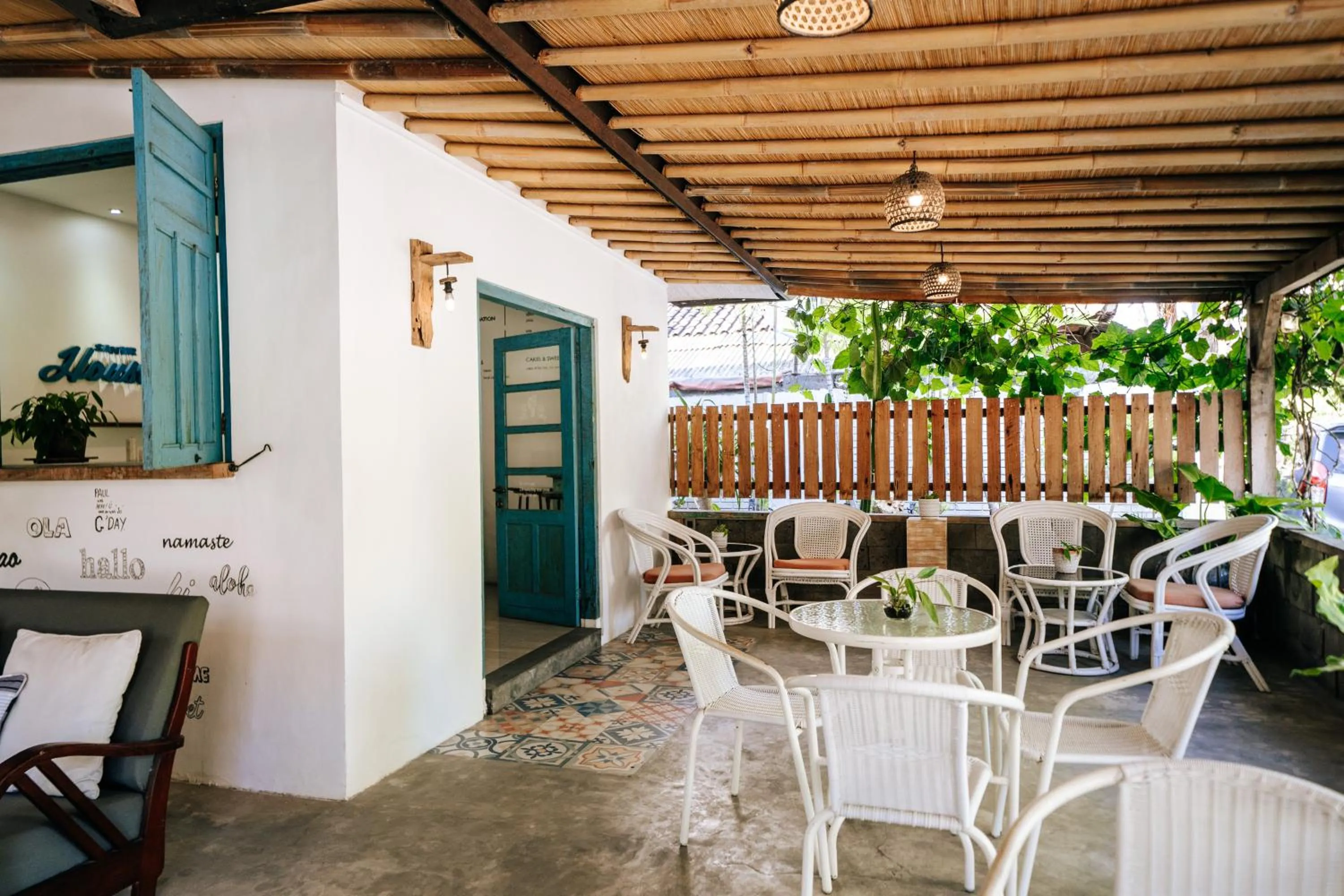 Restaurant/places to eat in Sanur House