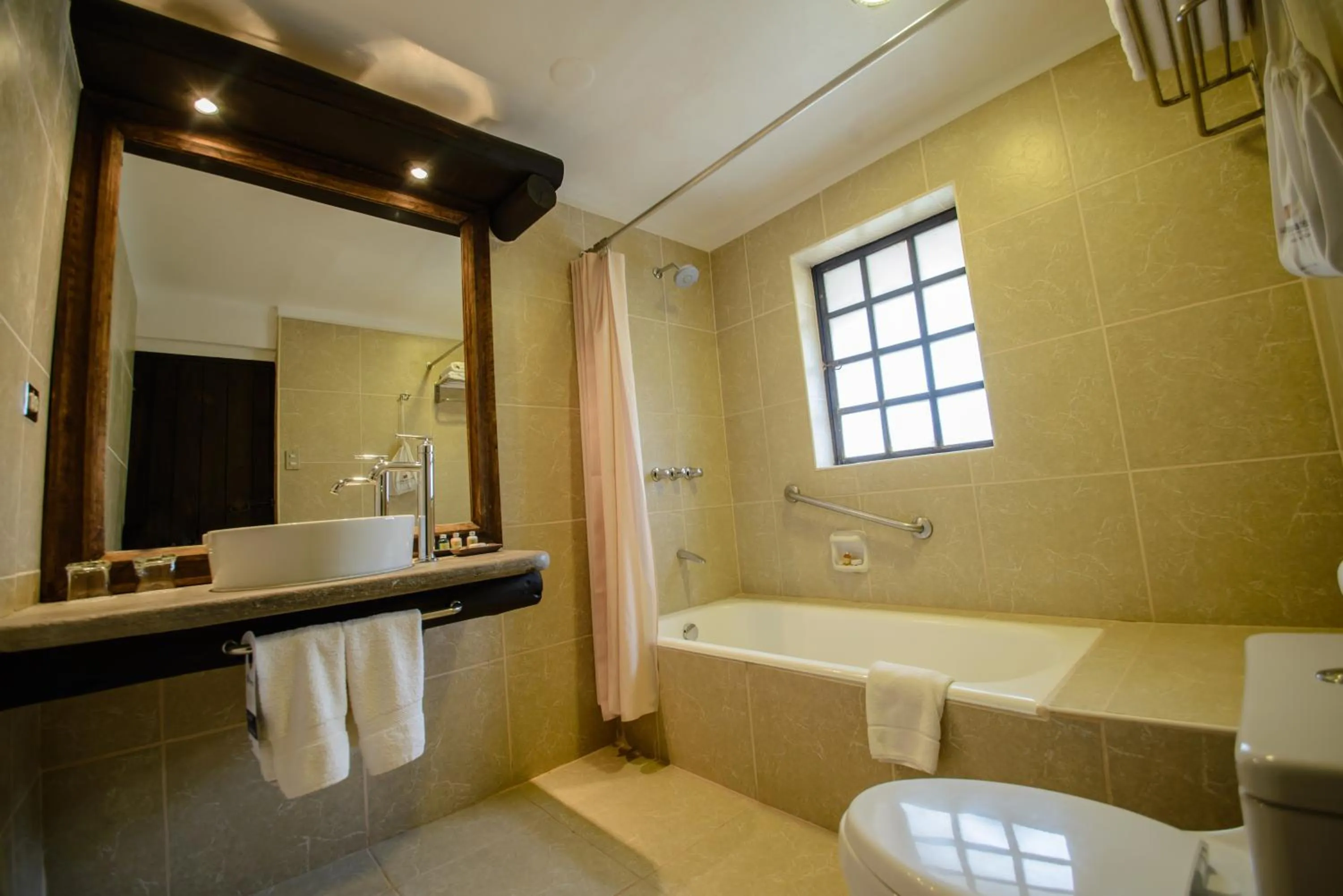 Toilet in Sonesta Posadas del Inca - Valle Sagrado Yucay Urubamba