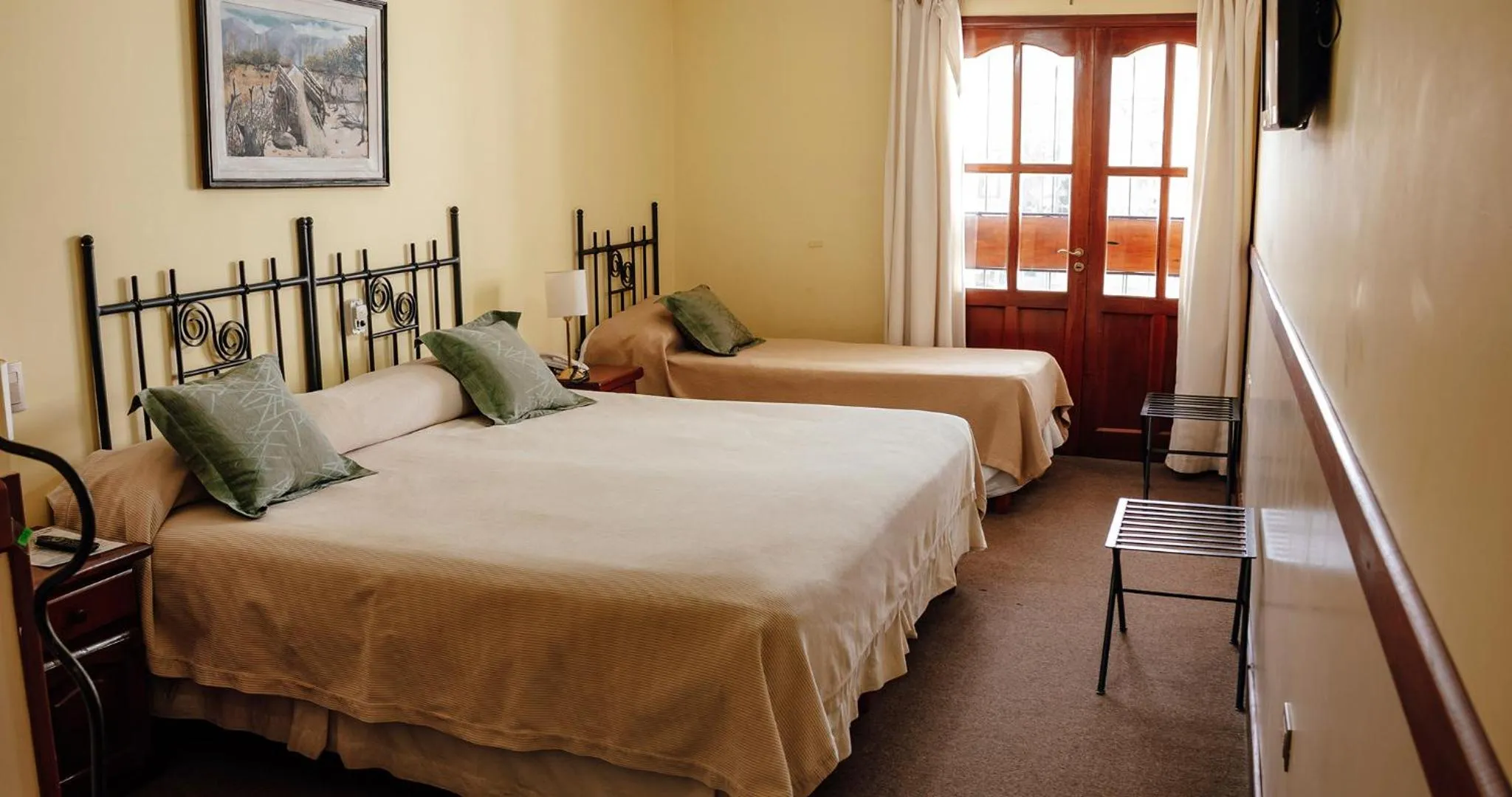 Bed in Hotel Los Sauces