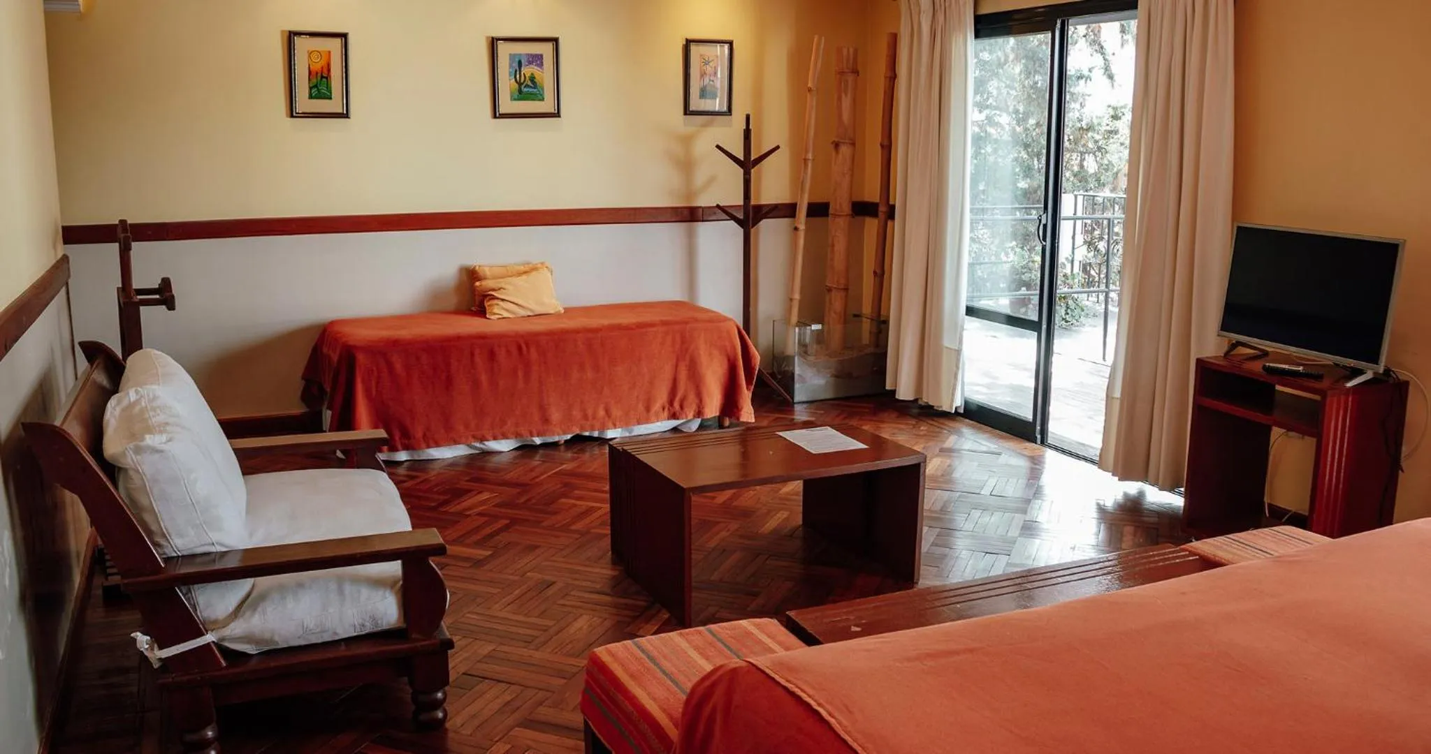 Bed in Hotel Los Sauces