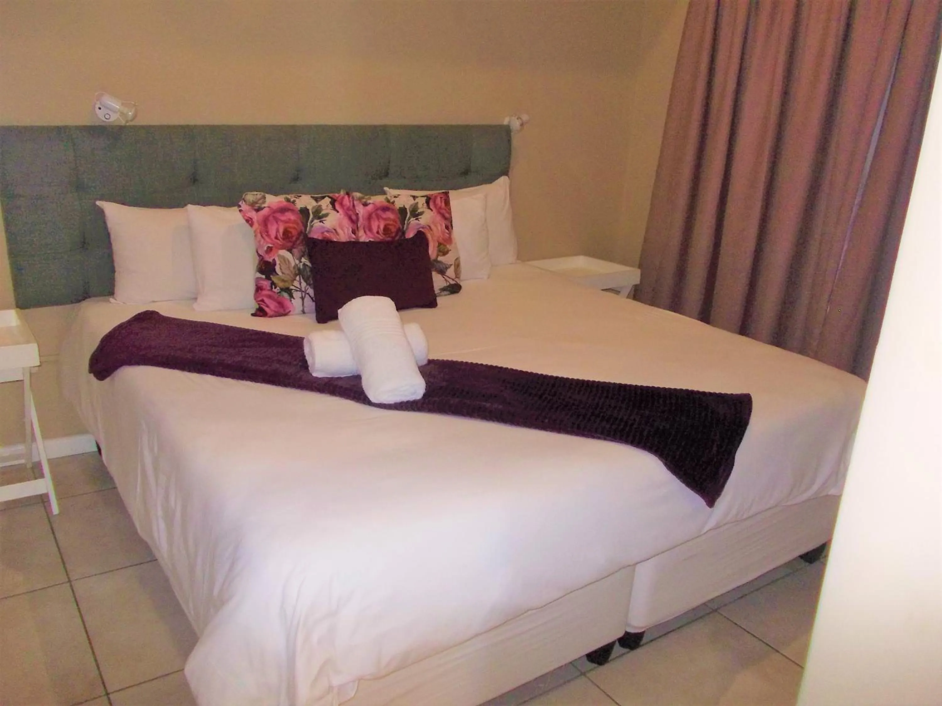 Photo of the whole room, Bed in Point Village Hotel and Self Catering