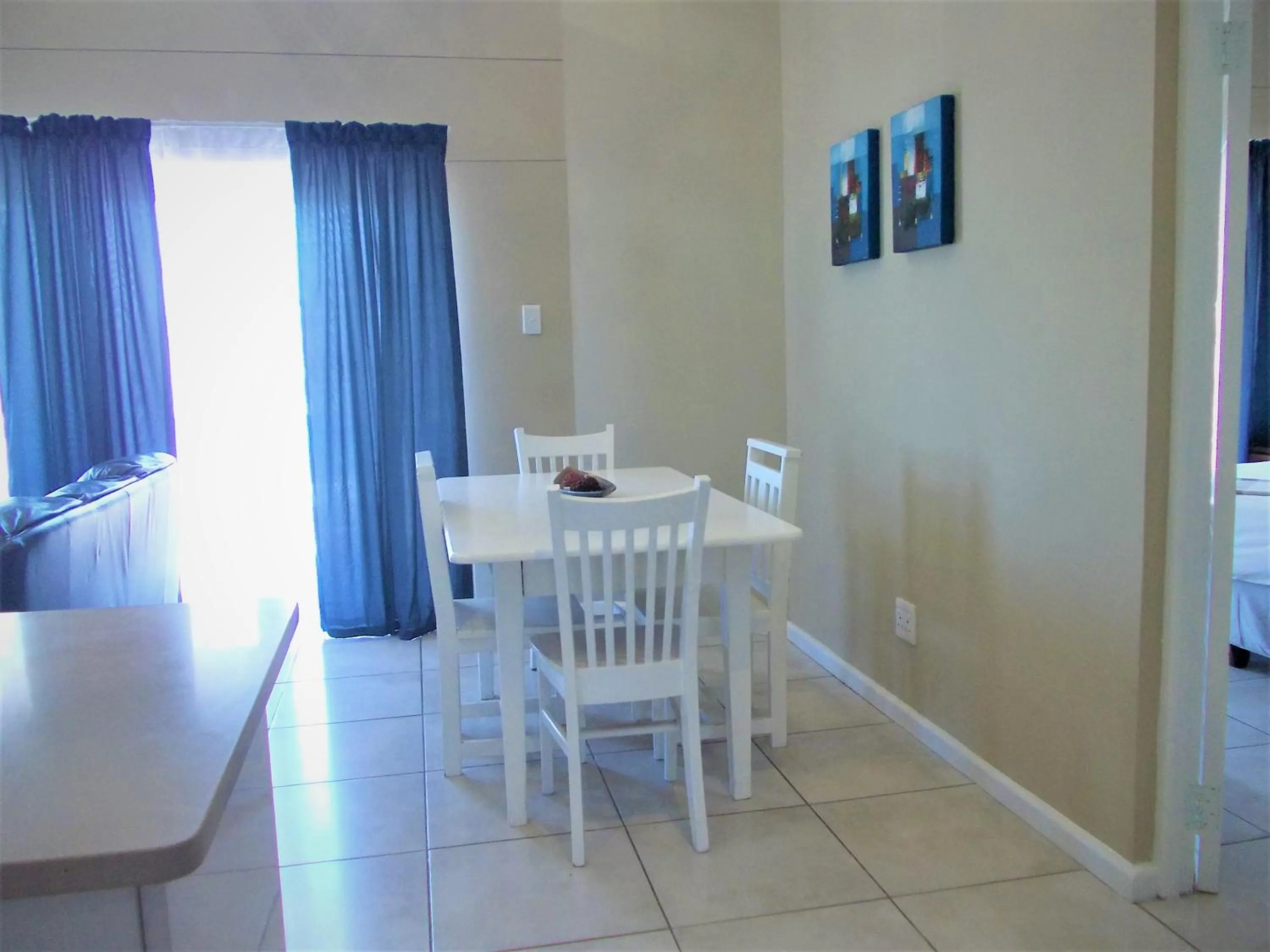 Living room, Dining Area in Point Village Hotel and Self Catering
