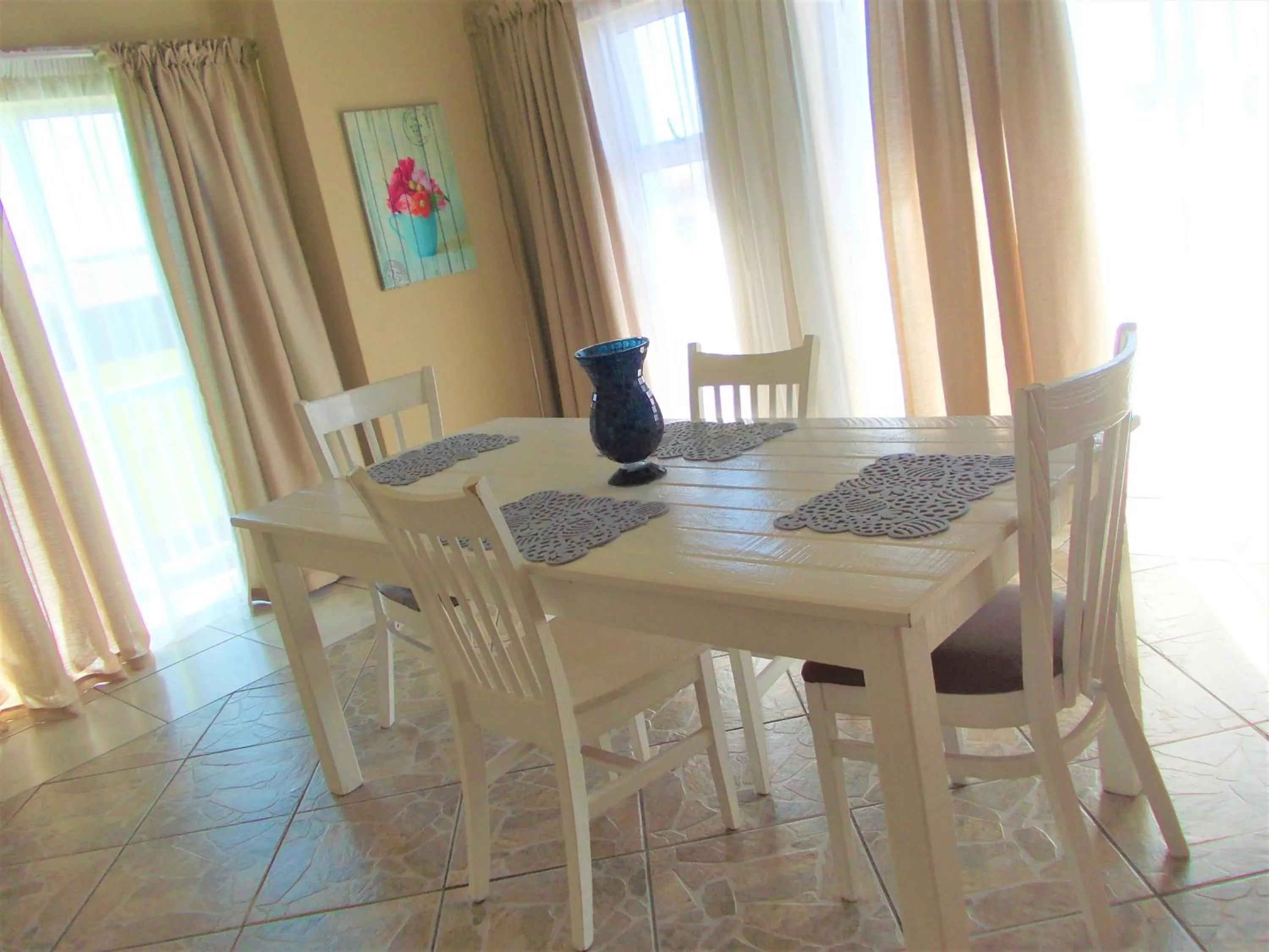 Seating area, Dining Area in Point Village Hotel and Self Catering