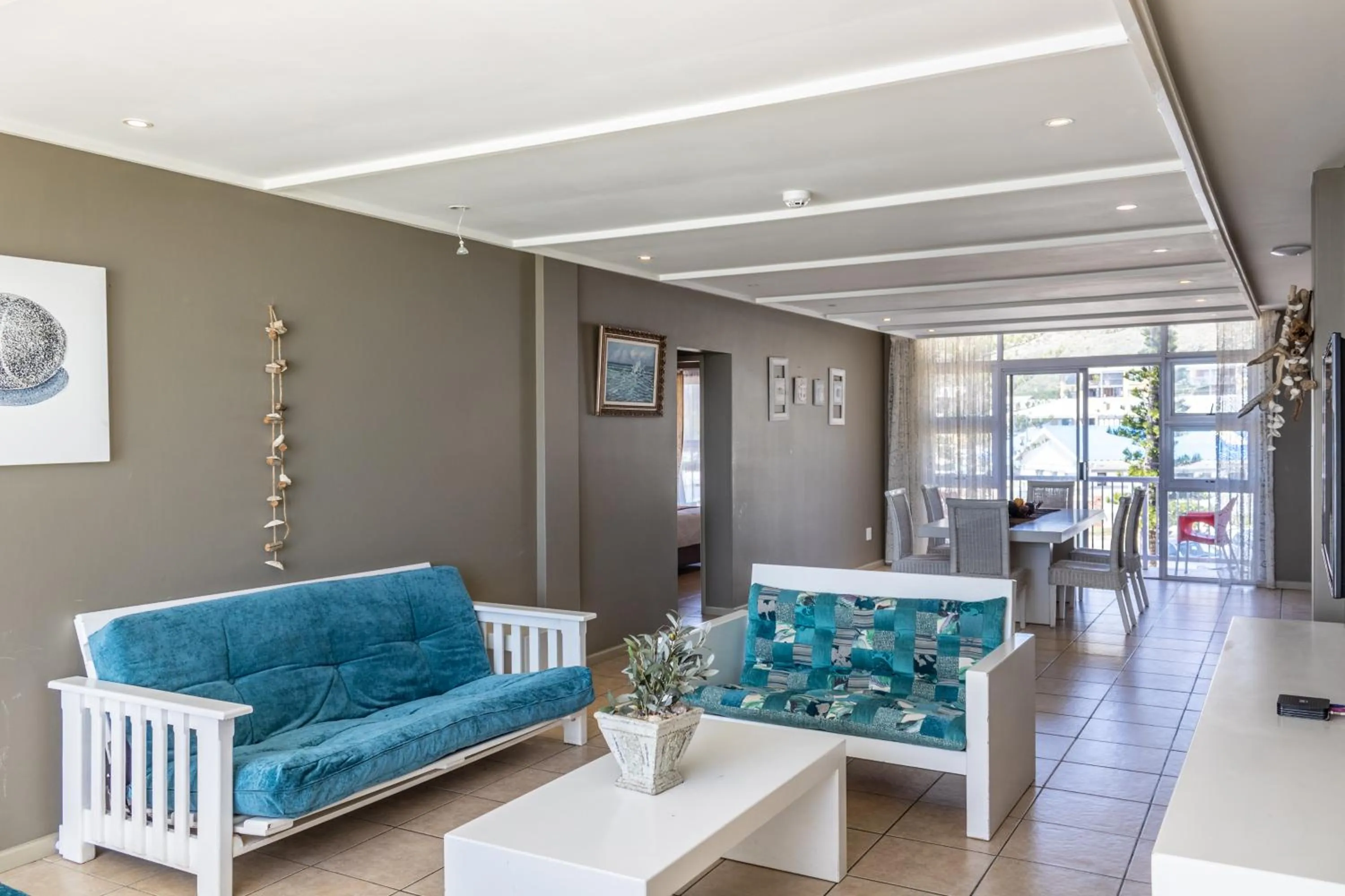 Living room, Lobby/Reception in Point Village Hotel and Self Catering