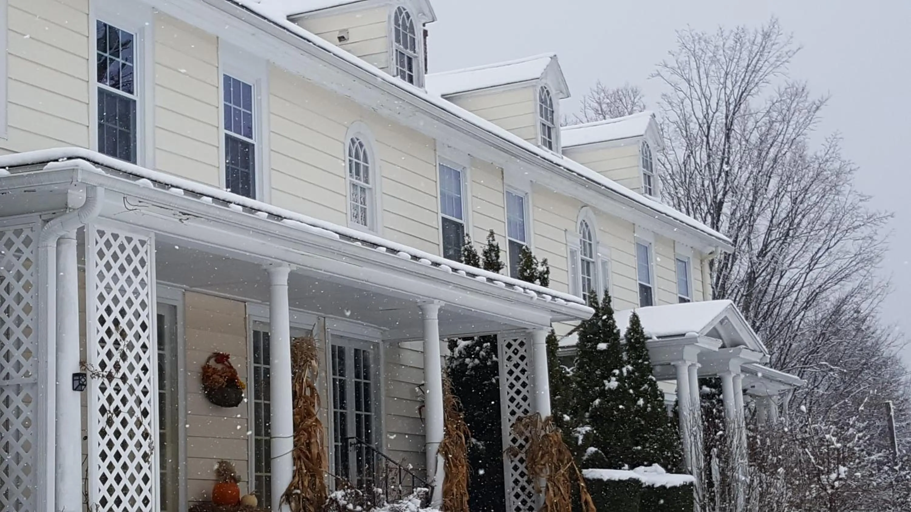 Harbour House Inn B&B