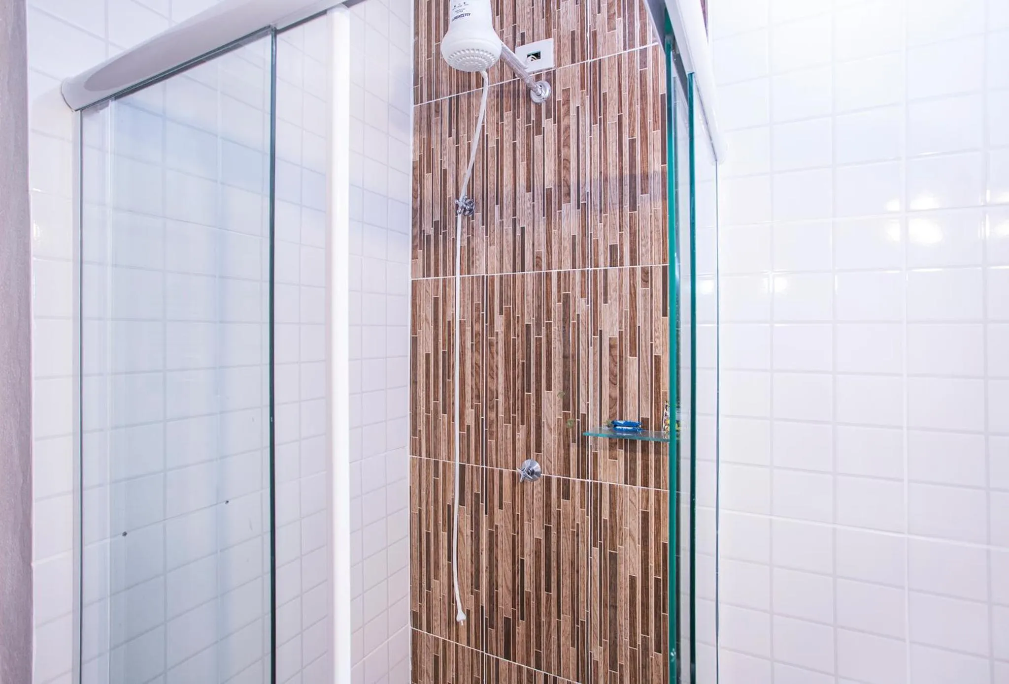 Shower in Pousada Recanto da Villa